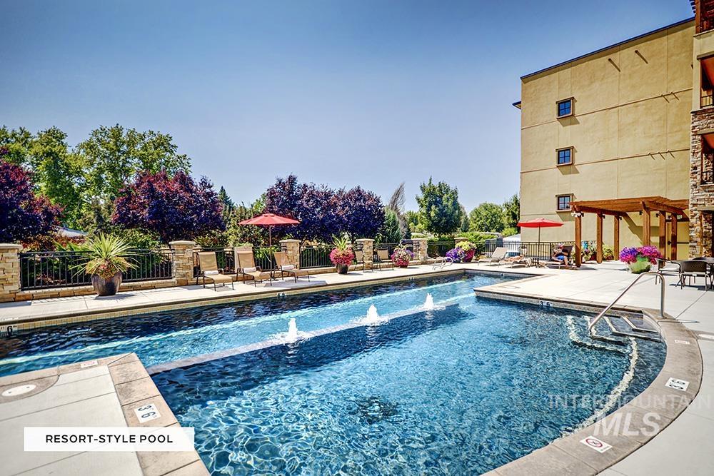 3005 W Crescent Rim Dr, Boise, Idaho 83706, 2 Bedrooms, 2 Bathrooms, Residential For Sale, Price $685,000, 98966367