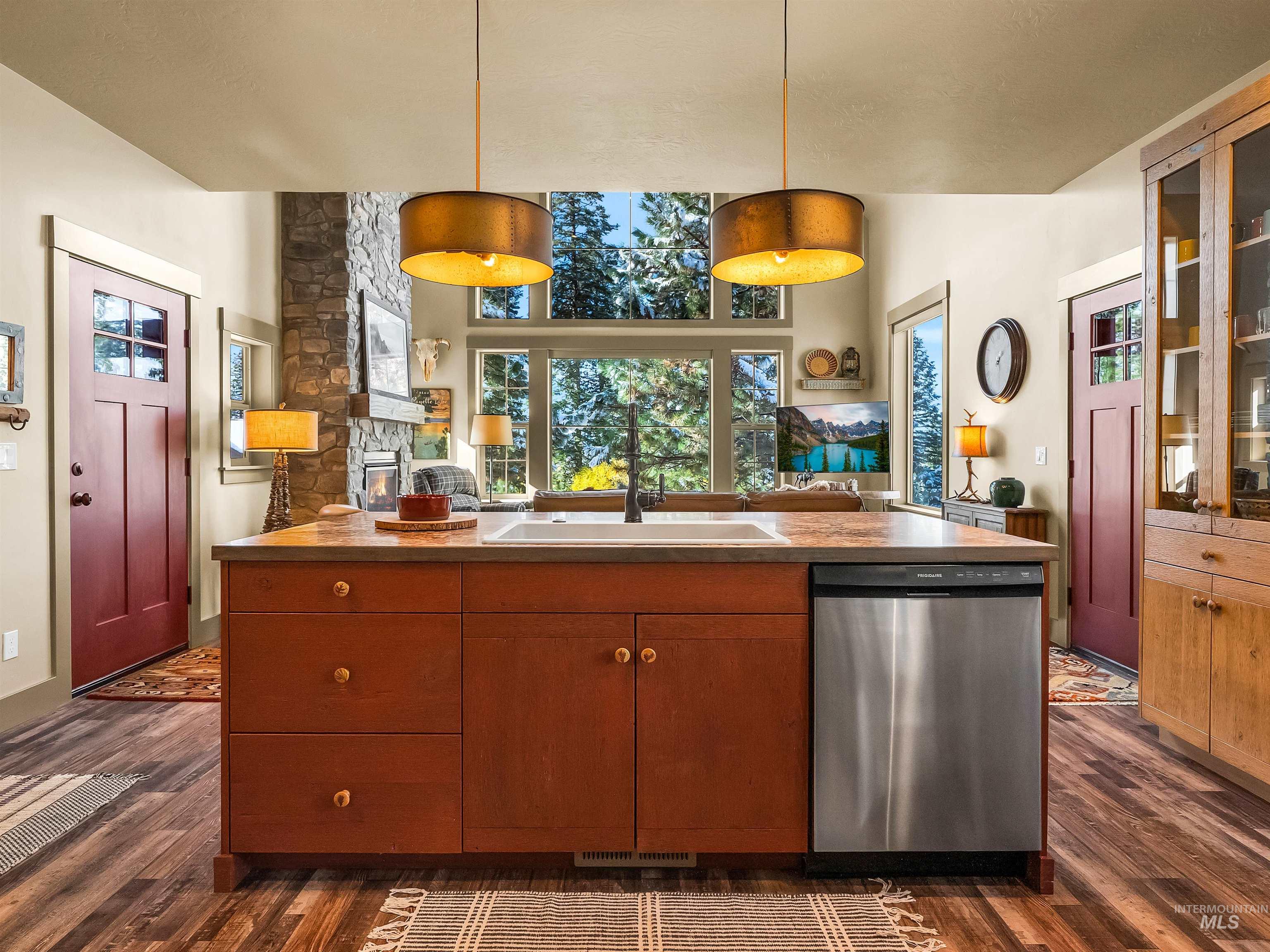 1095 Aspen Ridge Lane, McCall, Idaho 83638, 2 Bedrooms, 2 Bathrooms, Residential For Sale, Price $899,900, 98966370