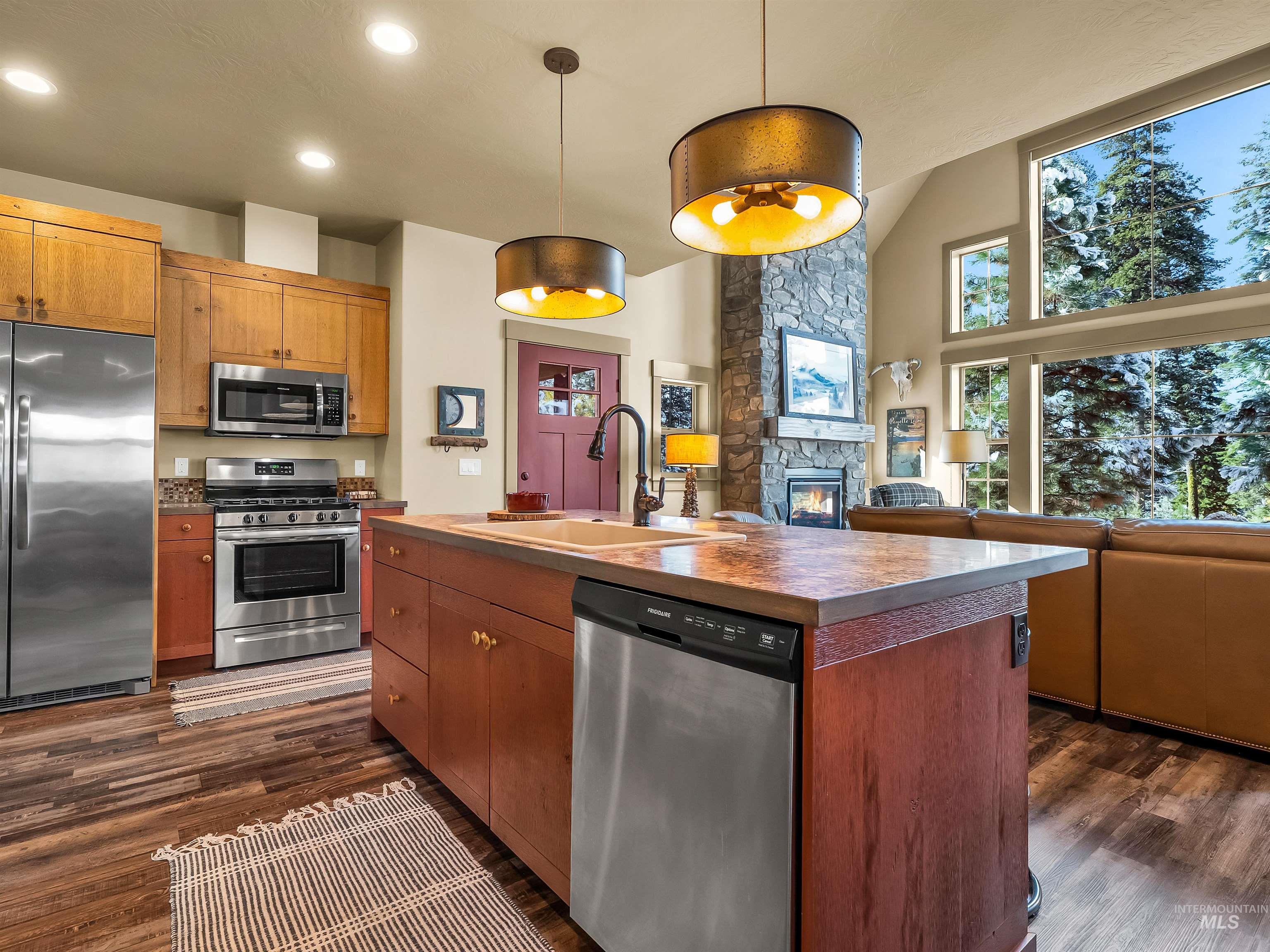 1095 Aspen Ridge Lane, McCall, Idaho 83638, 2 Bedrooms, 2 Bathrooms, Residential For Sale, Price $899,900, 98966370