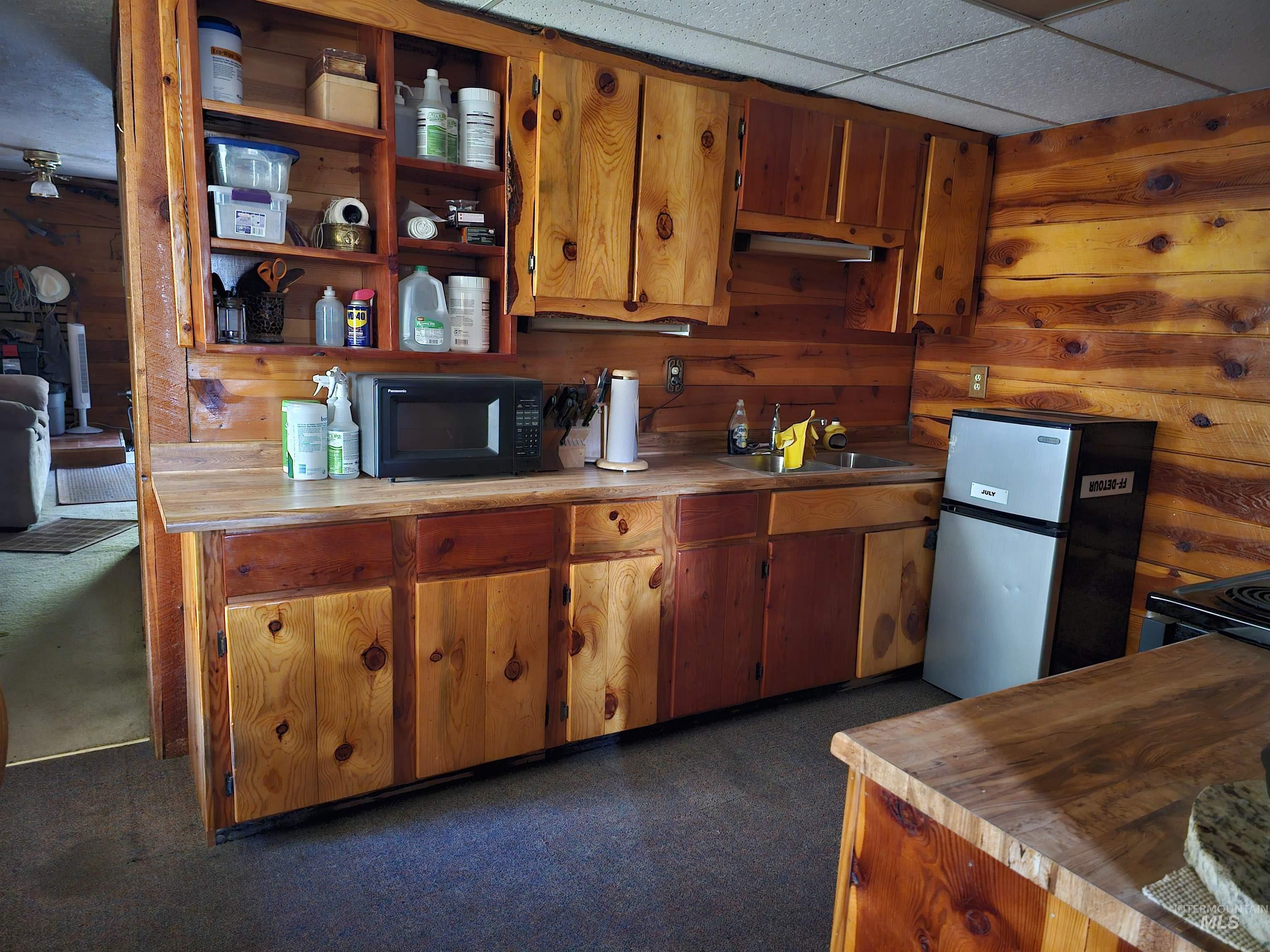 20 Riverview Drive, Garden Valley, Idaho 83622, 2 Bedrooms, 1 Bathroom, Residential For Sale, Price $399,000, 98966373