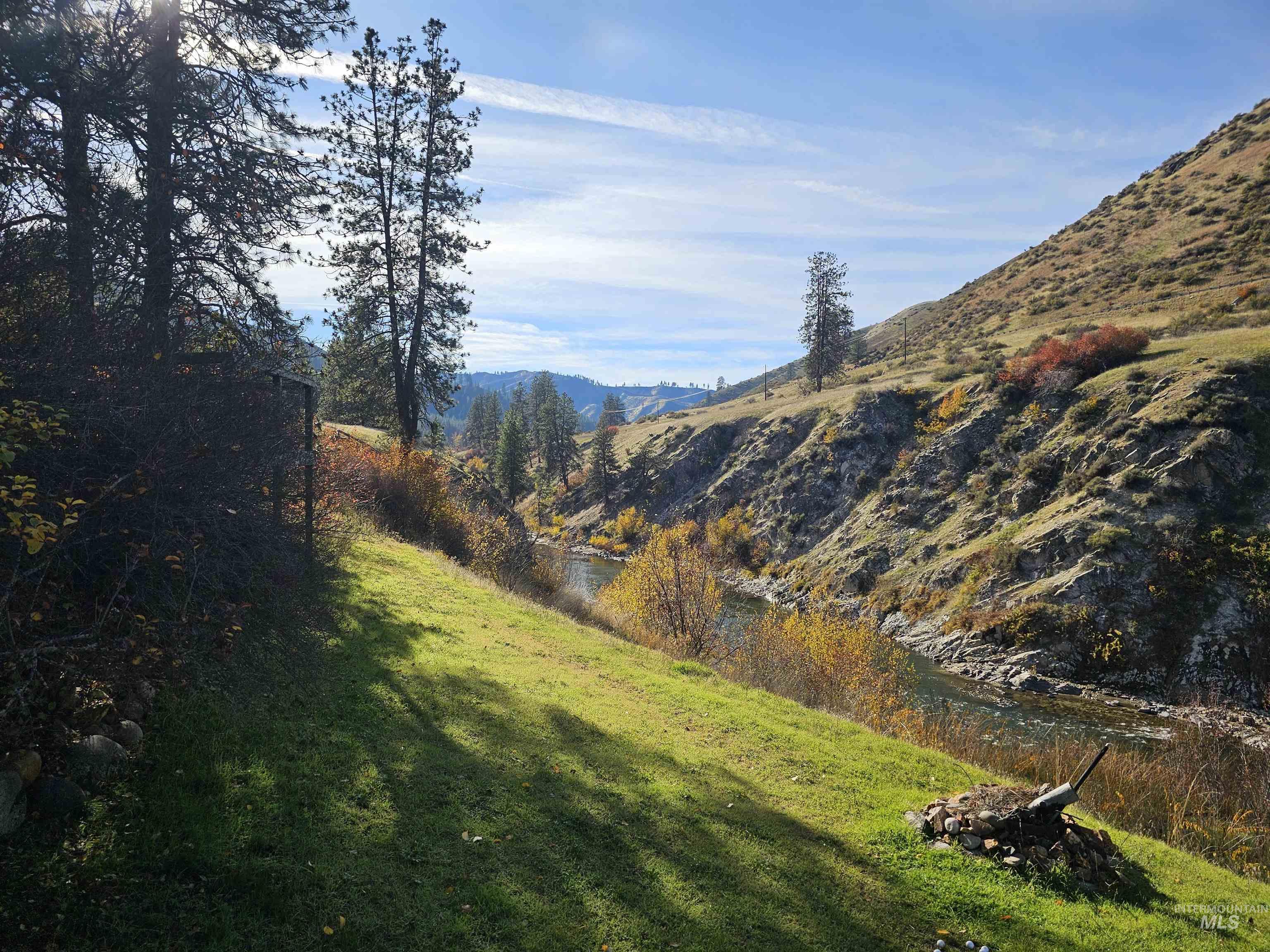 20 Riverview Drive, Garden Valley, Idaho 83622, 2 Bedrooms, 1 Bathroom, Residential For Sale, Price $399,000, 98966373