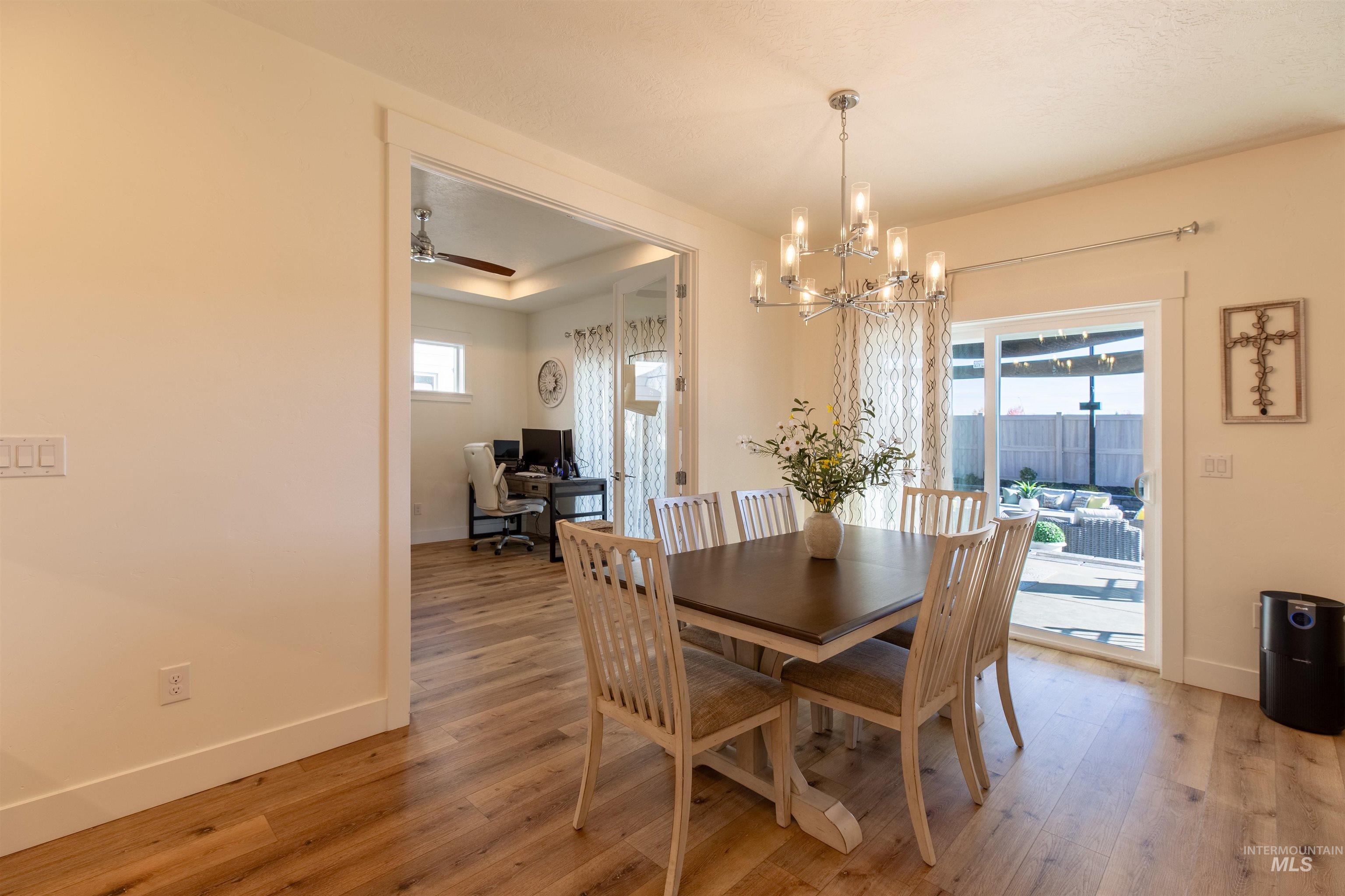 5826 S Cubola Way, Meridian, Idaho 83642, 3 Bedrooms, 2.5 Bathrooms, Residential For Sale, Price $799,900, 98966375