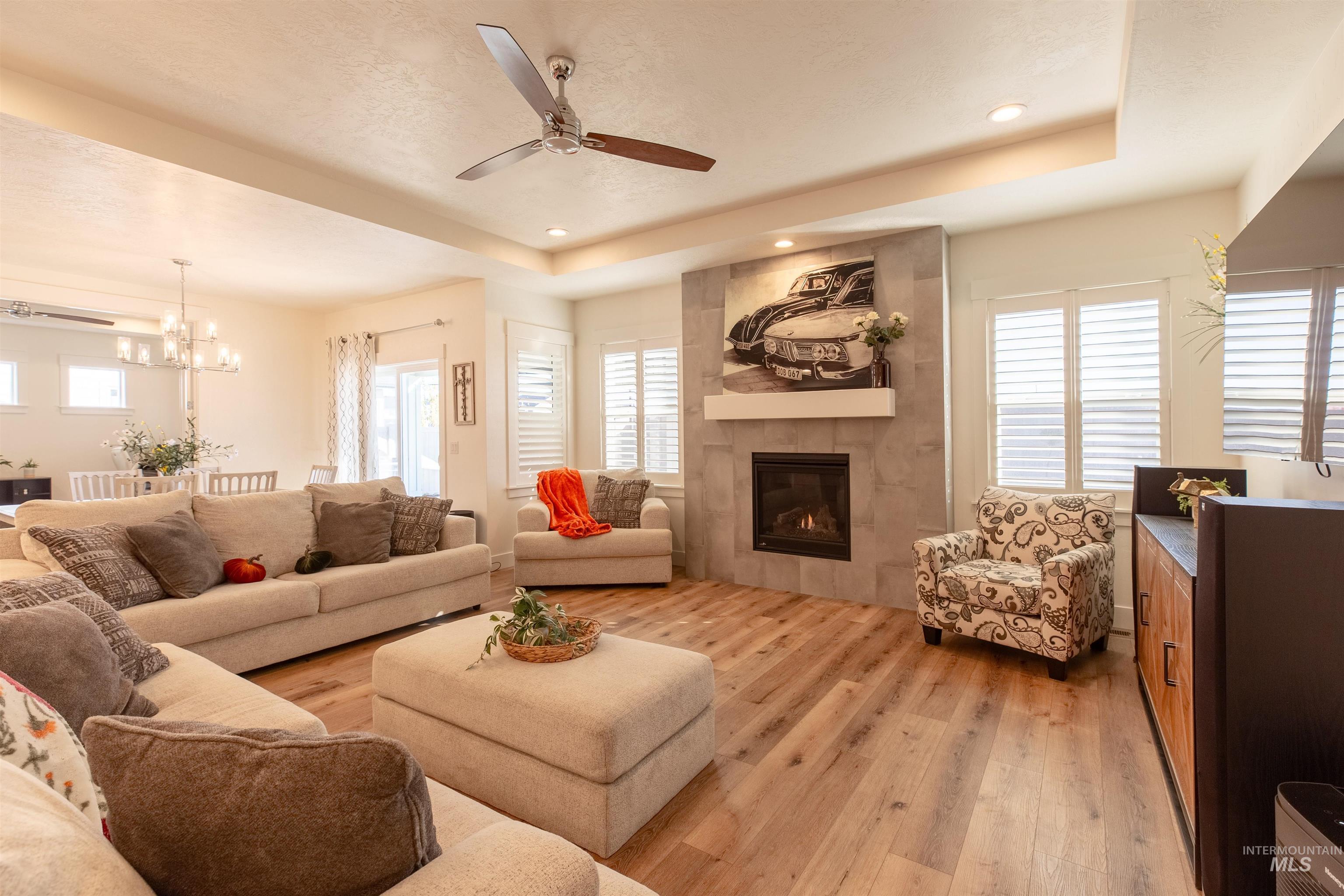 5826 S Cubola Way, Meridian, Idaho 83642, 3 Bedrooms, 2.5 Bathrooms, Residential For Sale, Price $799,900, 98966375