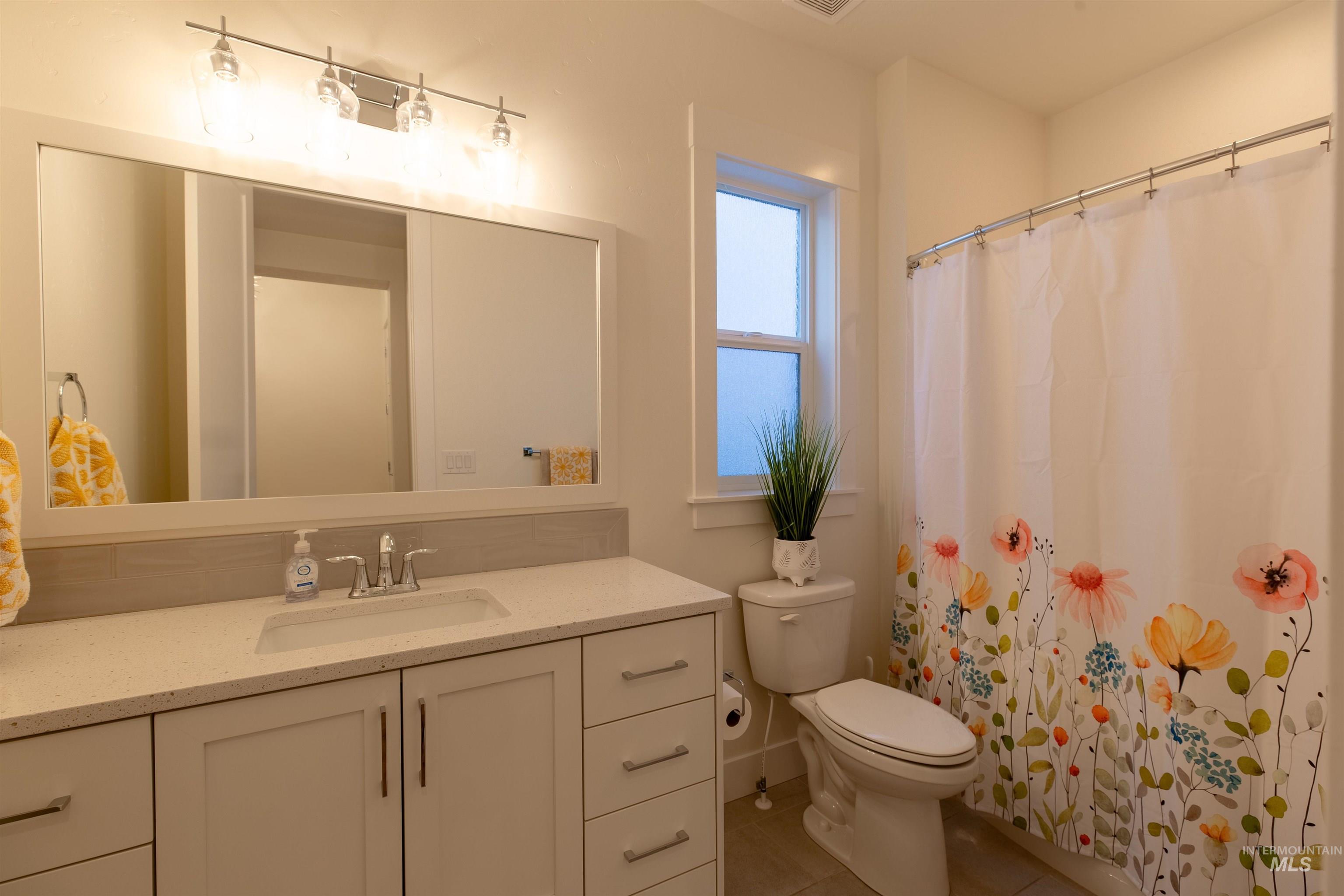 5826 S Cubola Way, Meridian, Idaho 83642, 3 Bedrooms, 2.5 Bathrooms, Residential For Sale, Price $799,900, 98966375