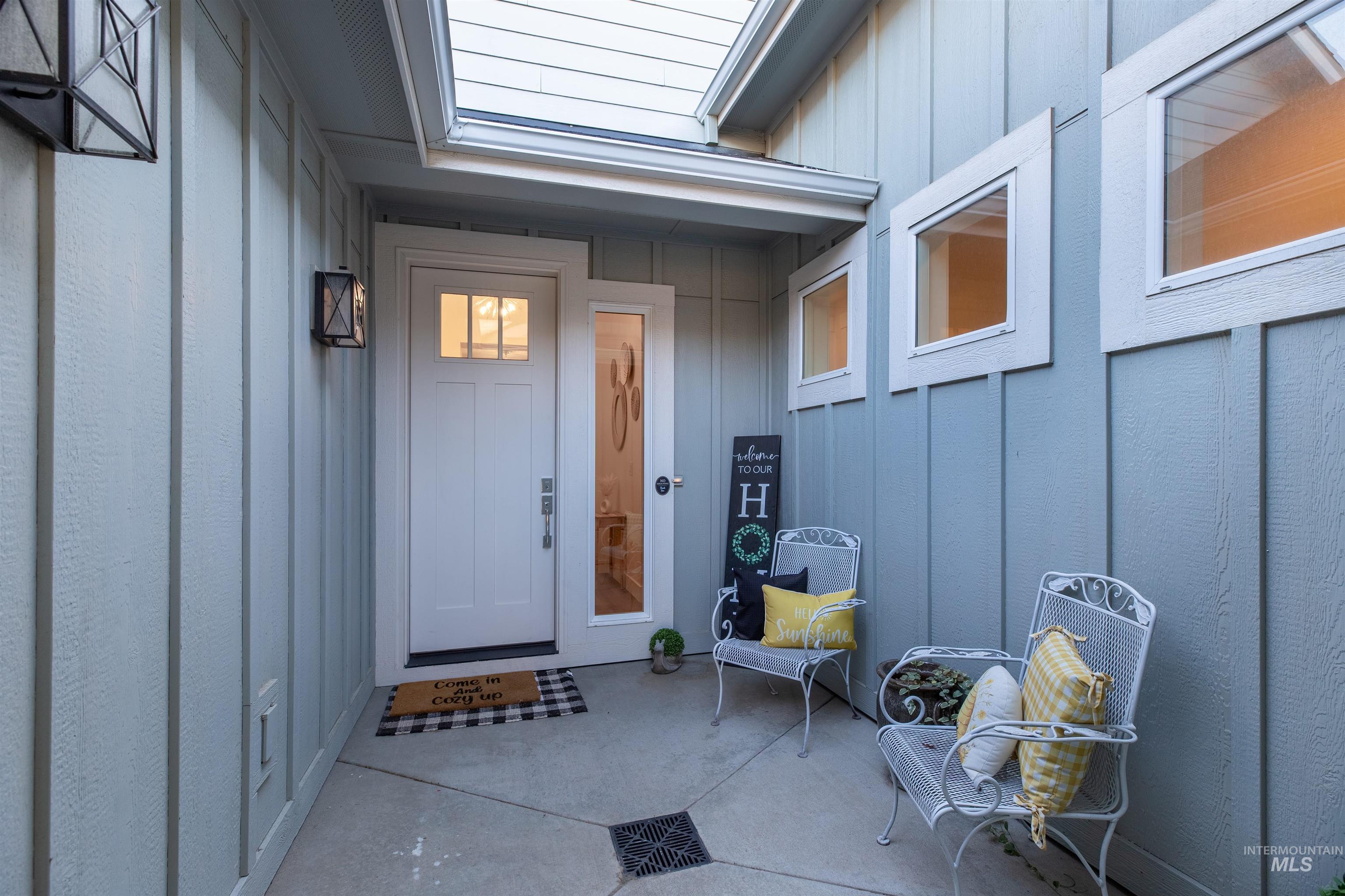 5826 S Cubola Way, Meridian, Idaho 83642, 3 Bedrooms, 2.5 Bathrooms, Residential For Sale, Price $799,900, 98966375