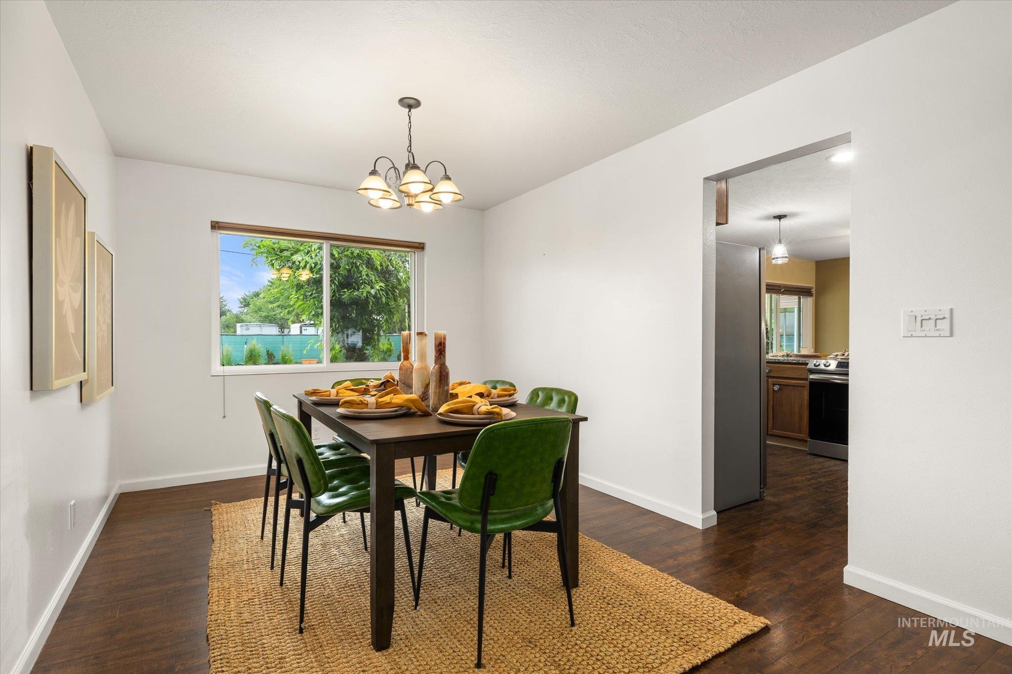 222 Dawn St, Eagle, Idaho 83616-4832, 3 Bedrooms, 2 Bathrooms, Residential For Sale, Price $600,000, 98966383