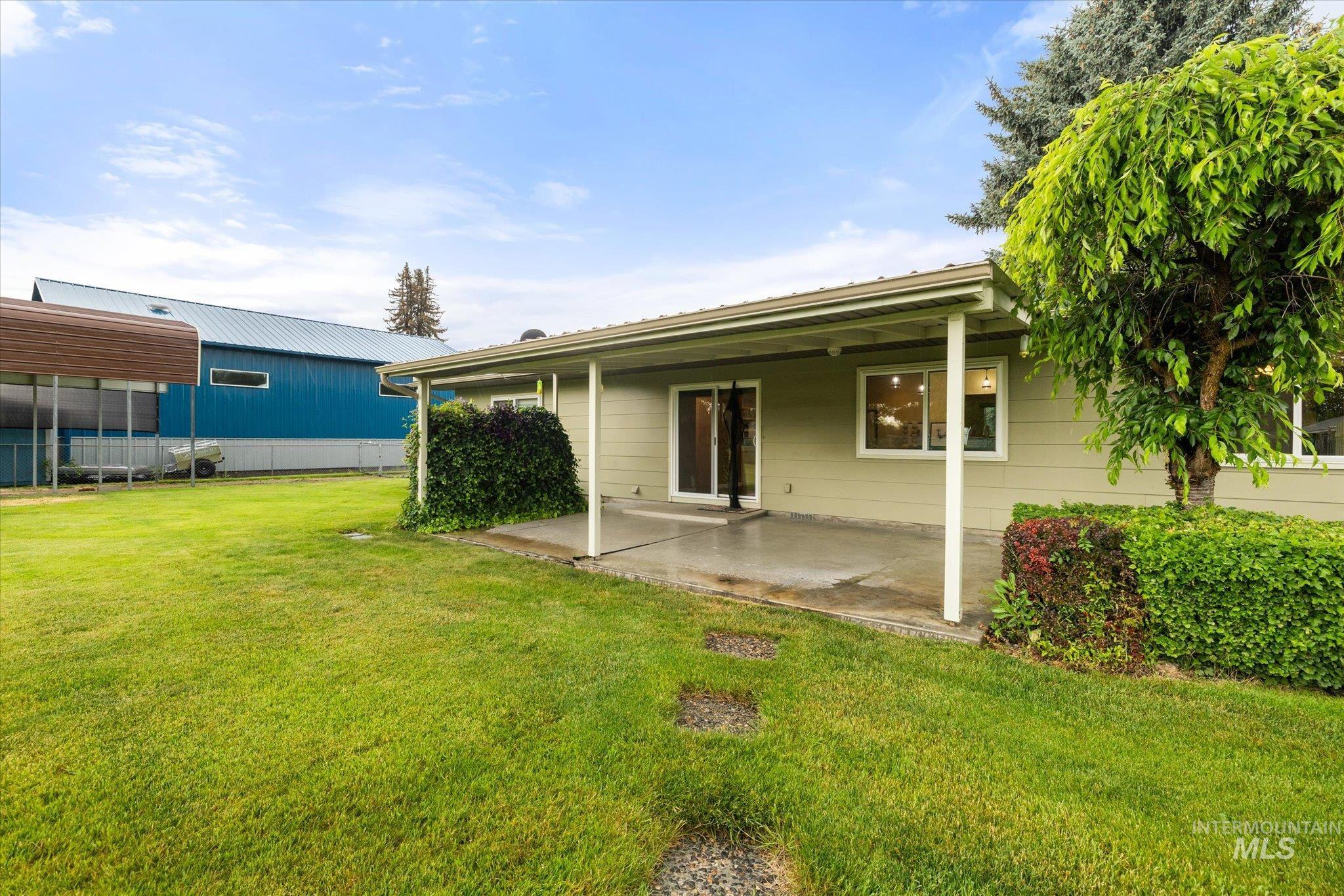 222 Dawn St, Eagle, Idaho 83616-4832, 3 Bedrooms, 2 Bathrooms, Residential For Sale, Price $600,000, 98966383