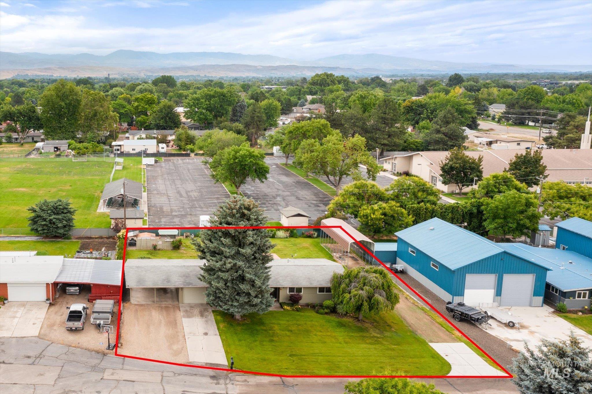 222 Dawn St, Eagle, Idaho 83616-4832, 3 Bedrooms, 2 Bathrooms, Residential For Sale, Price $600,000, 98966383