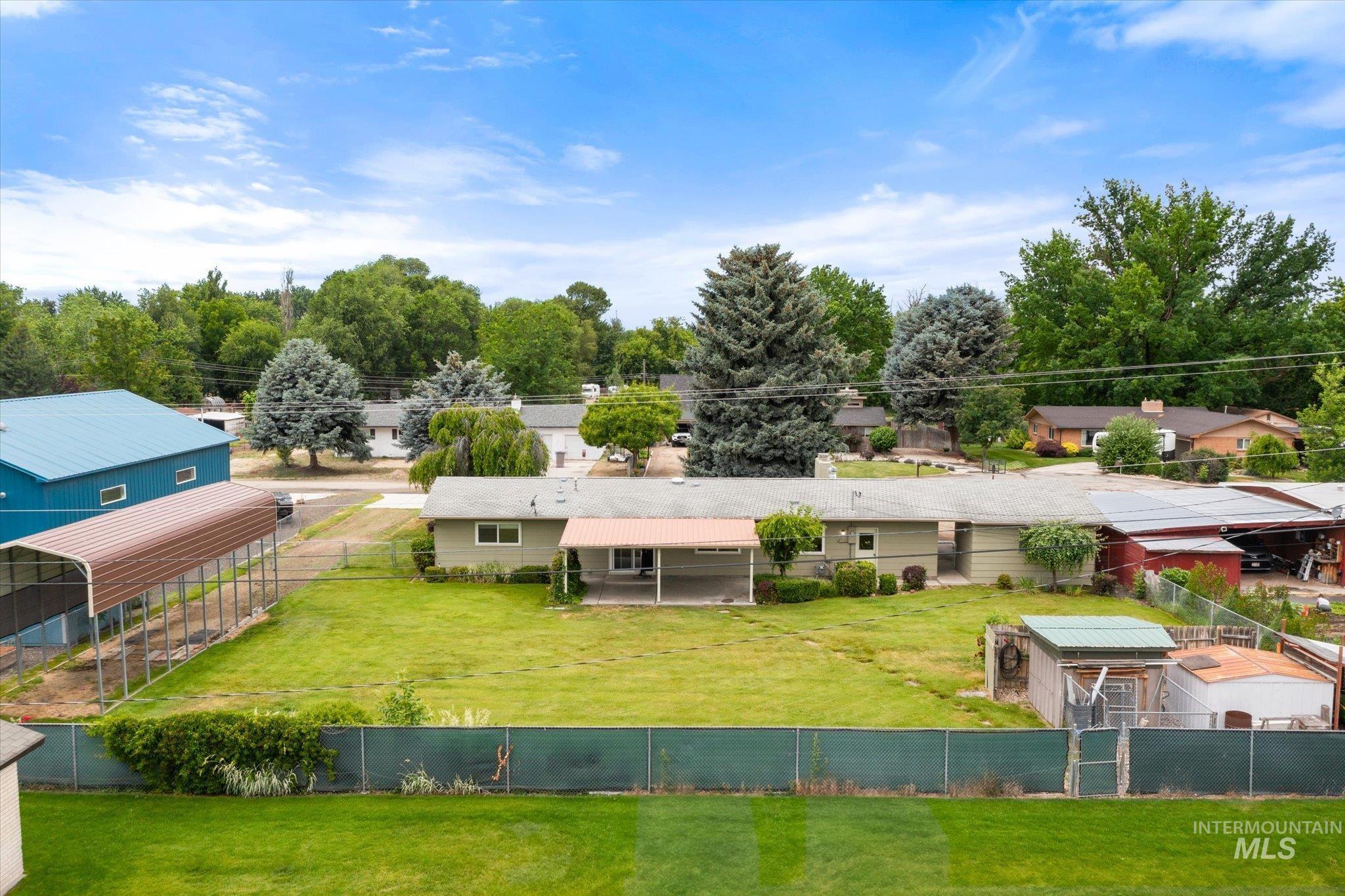 222 Dawn St, Eagle, Idaho 83616-4832, 3 Bedrooms, 2 Bathrooms, Residential For Sale, Price $600,000, 98966383