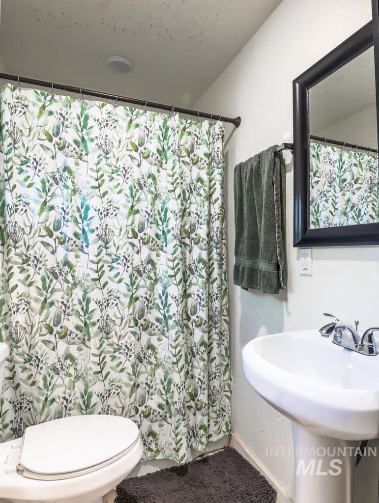 355 NW 5th Ave., Ontario, Oregon 97914-0000, 1 Bedroom, 1 Bathroom, Residential For Sale, Price $145,000, 98966386