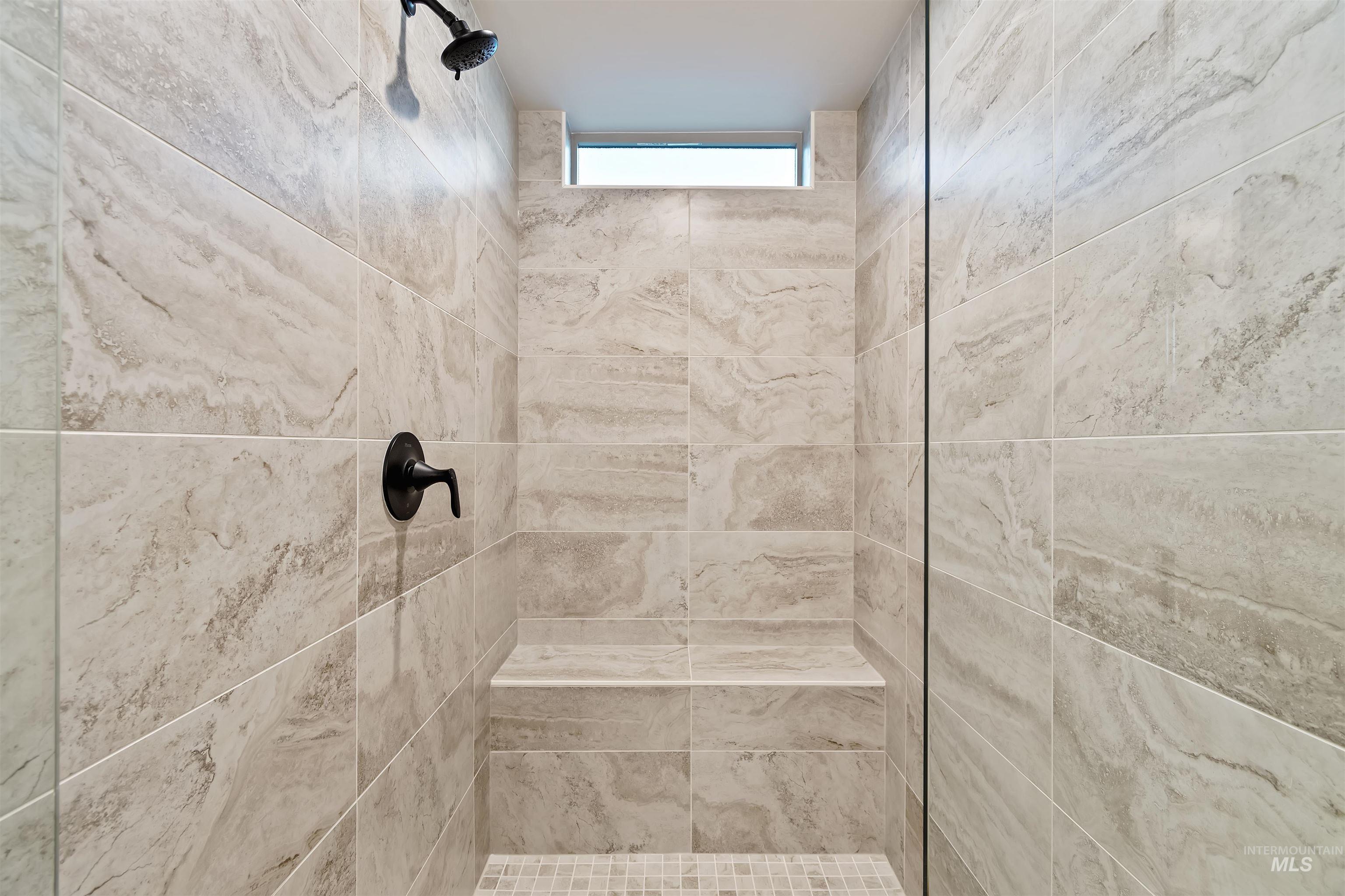 11260 W Tara Iti Ln., Kuna, Idaho 83646, 3 Bedrooms, 2 Bathrooms, Residential For Sale, Price $449,880, 98966387