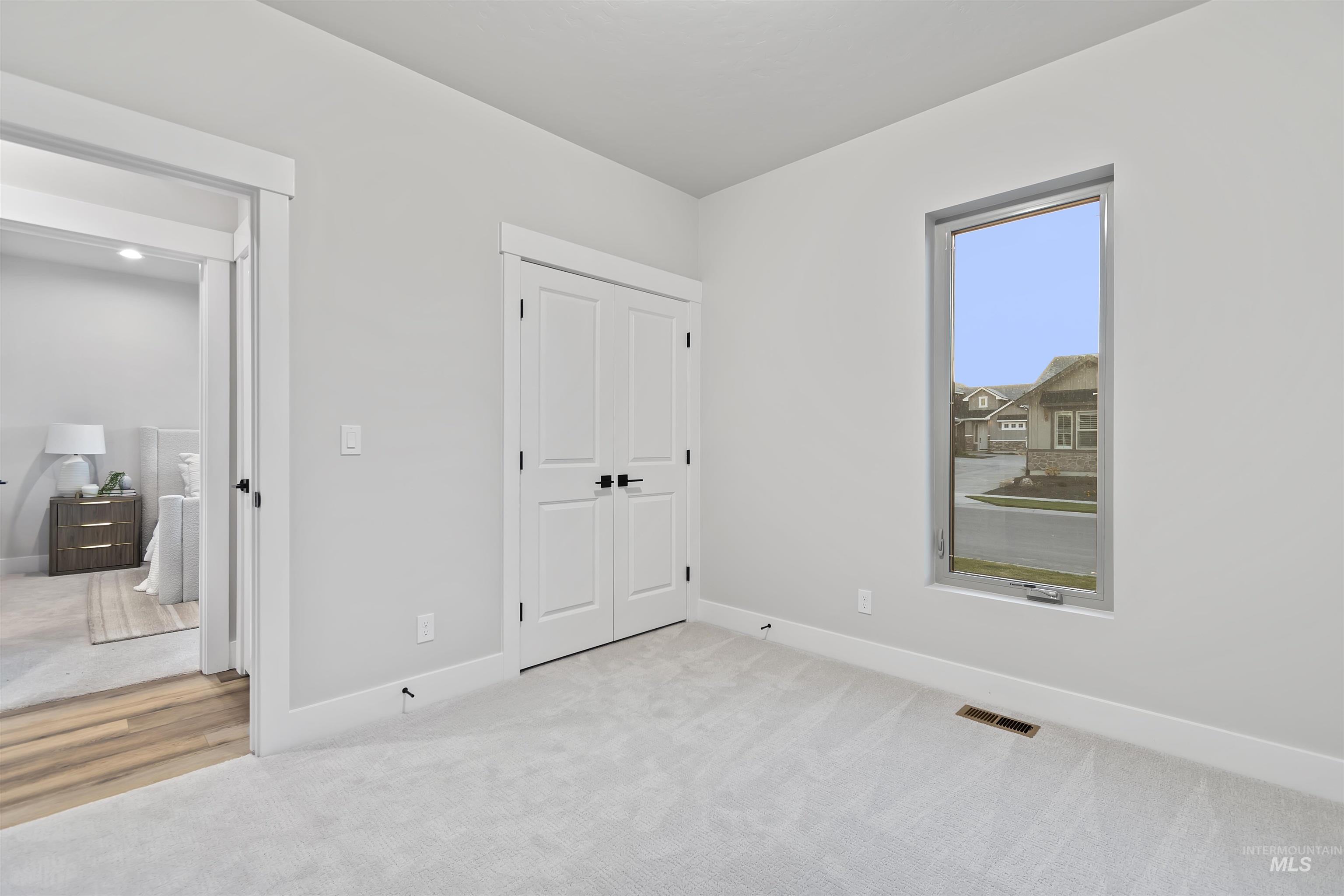 11260 W Tara Iti Ln., Kuna, Idaho 83646, 3 Bedrooms, 2 Bathrooms, Residential For Sale, Price $449,880, 98966387