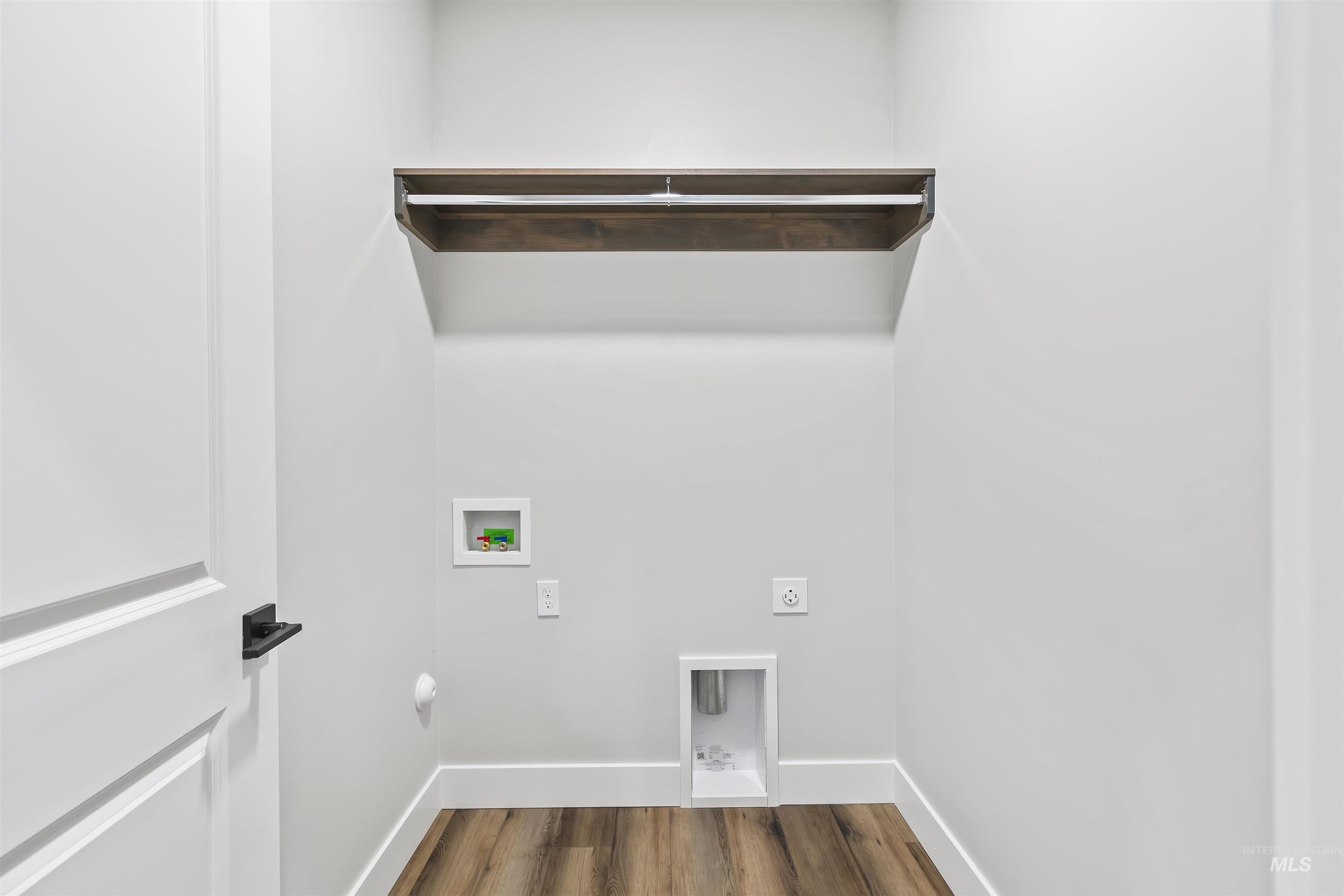 11260 W Tara Iti Ln., Kuna, Idaho 83646, 3 Bedrooms, 2 Bathrooms, Residential For Sale, Price $449,880, 98966387