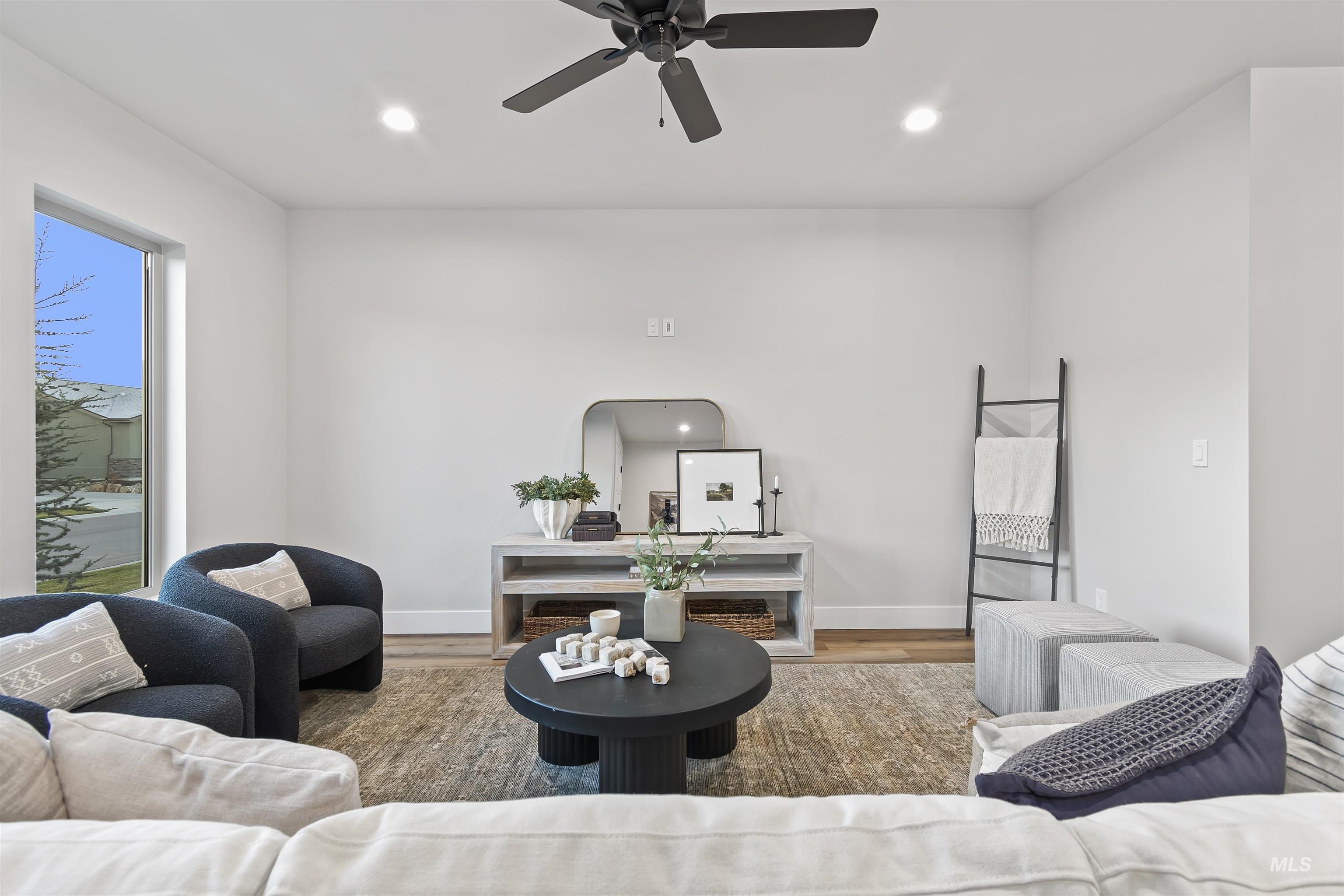 11260 W Tara Iti Ln., Kuna, Idaho 83646, 3 Bedrooms, 2 Bathrooms, Residential For Sale, Price $449,880, 98966387