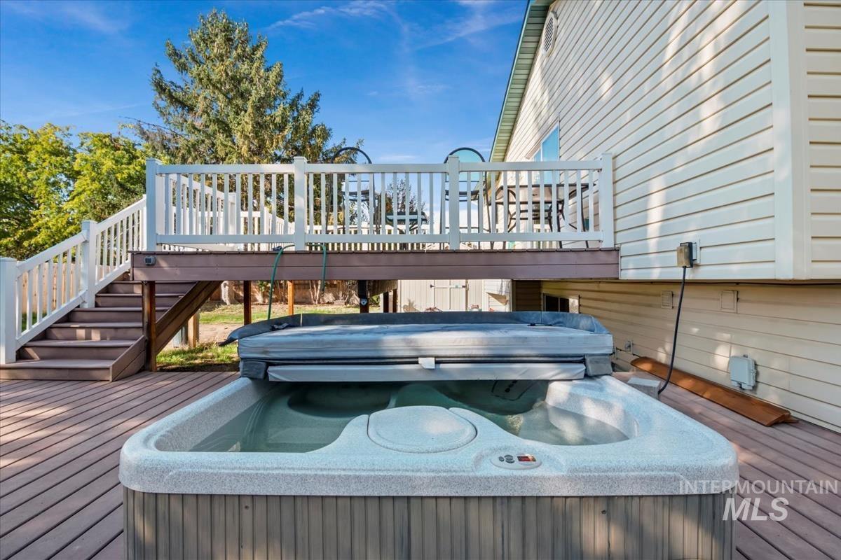 1905 Taurus Dr, Nampa, Idaho 83651-1656, 4 Bedrooms, 2 Bathrooms, Residential For Sale, Price $385,000, 98966388