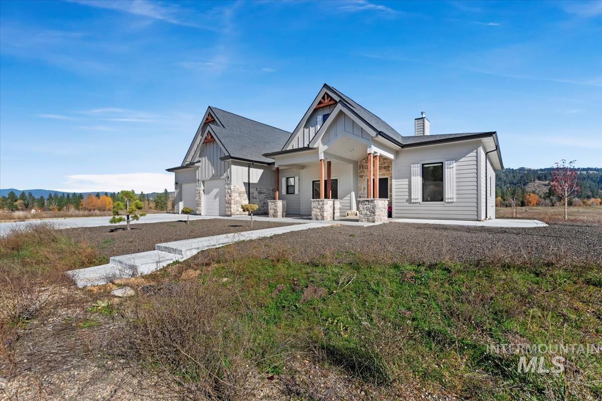 42 Singing Spring Way, Garden Valley, Idaho 83622, 4 Bedrooms, 3 Bathrooms, Residential For Sale, Price $1,048,000, 98966392