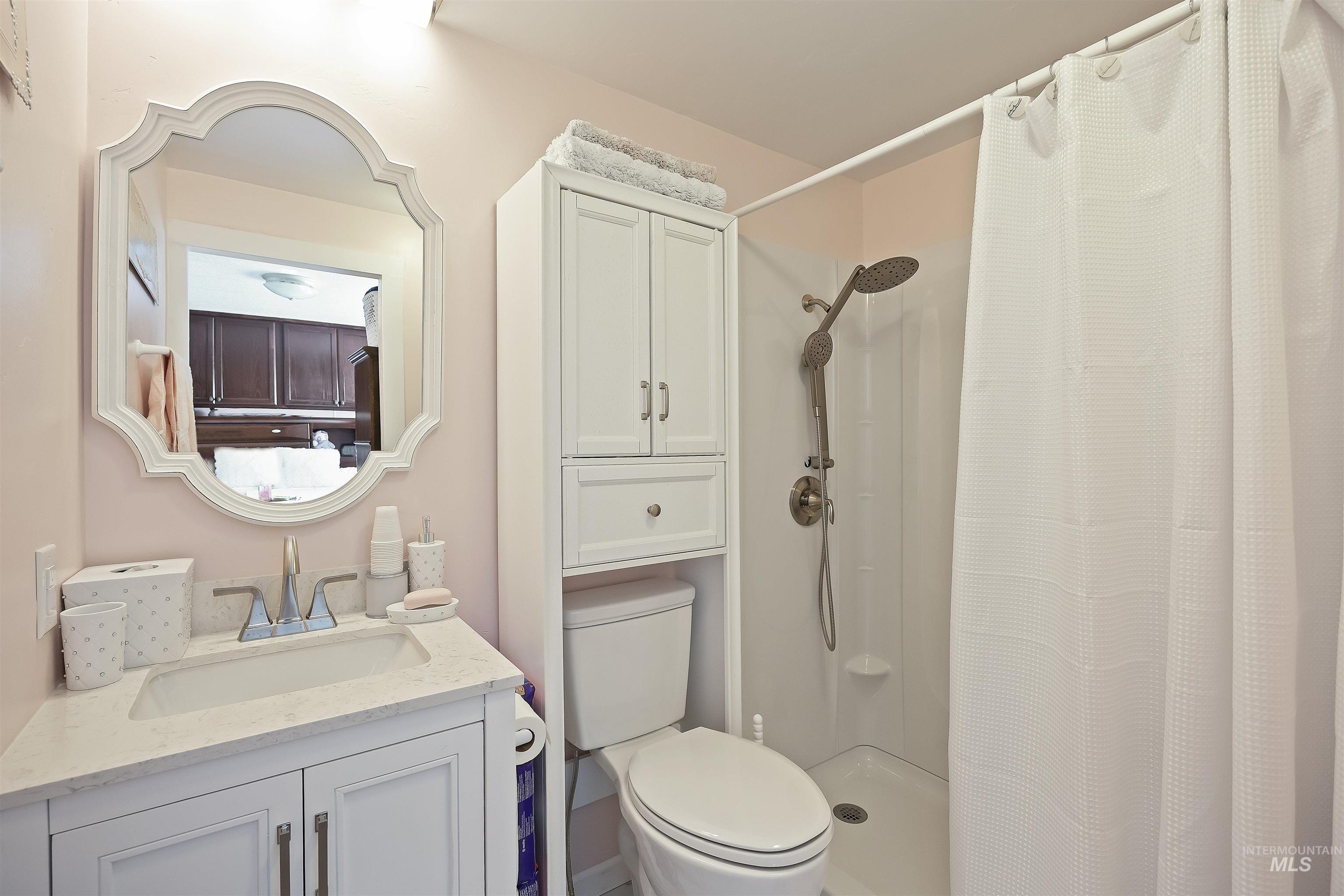 842 W Midway A Street #8, Filer, Idaho 83328, 3 Bedrooms, 2 Bathrooms, Residential For Sale, Price $80,000, 98966394