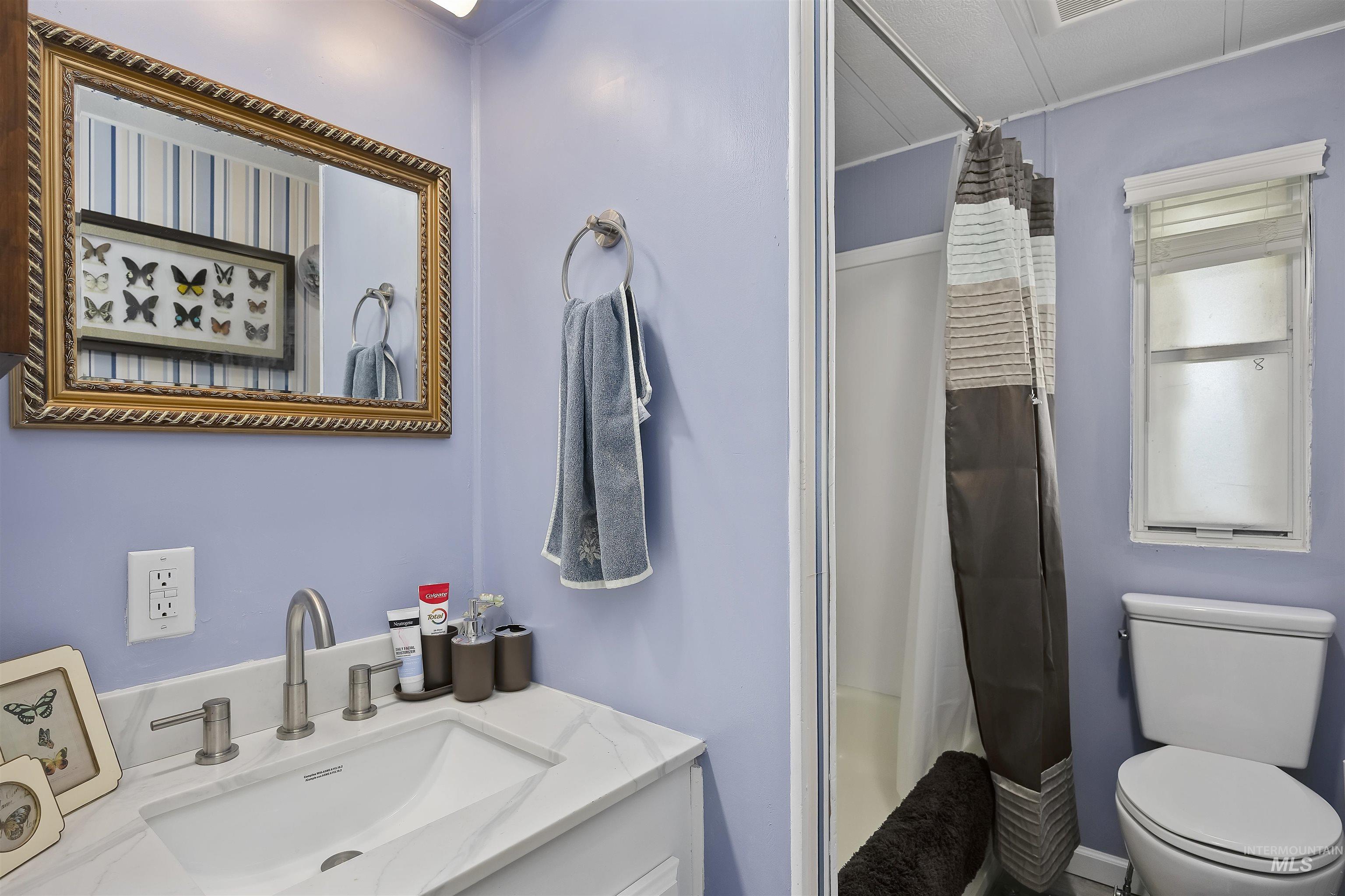 842 W Midway A Street #8, Filer, Idaho 83328, 3 Bedrooms, 2 Bathrooms, Residential For Sale, Price $80,000, 98966394