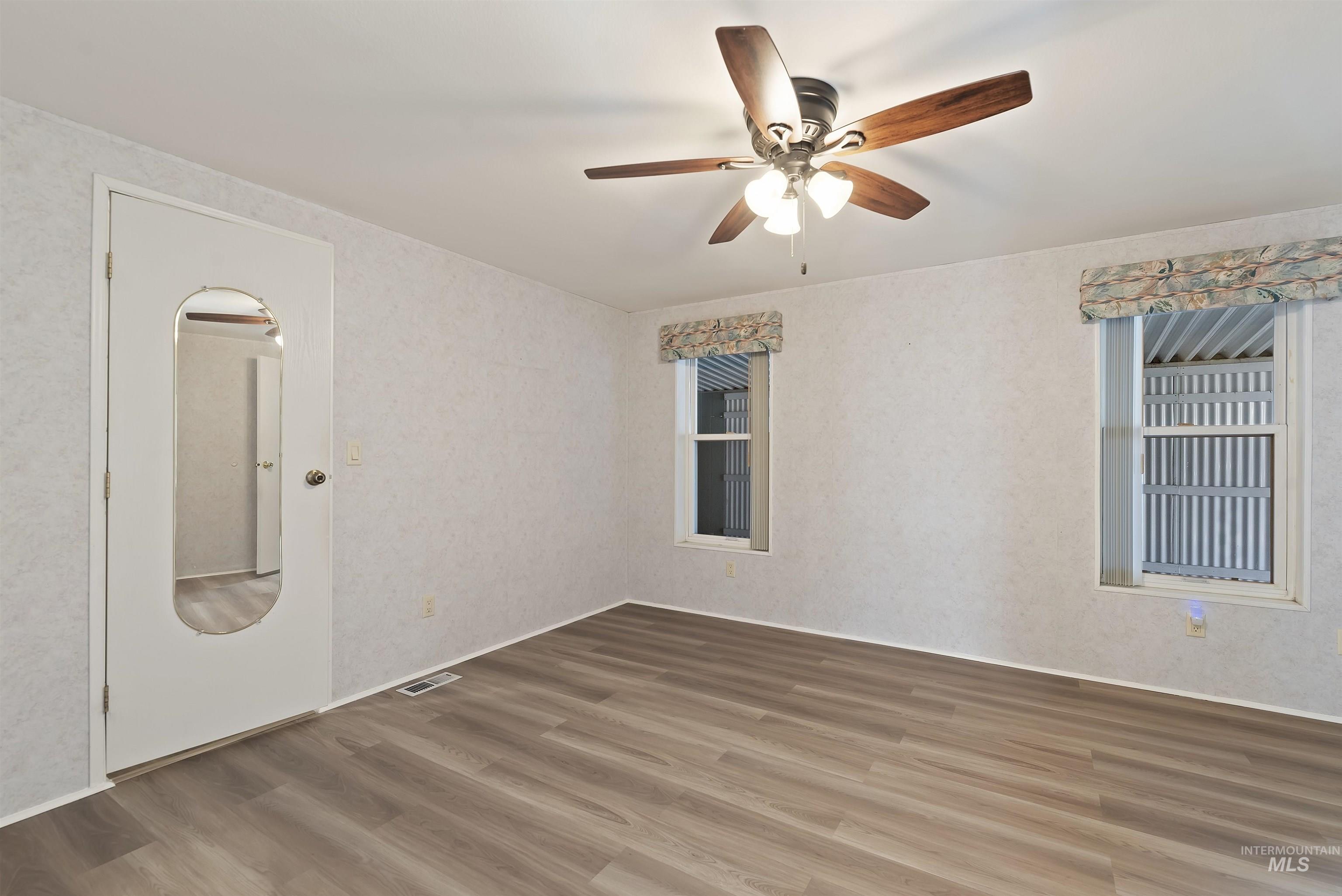 315 Driftwood Rd, Boise, Idaho 83713-8010, 2 Bedrooms, 2 Bathrooms, Residential For Sale, Price $115,000, 98966395