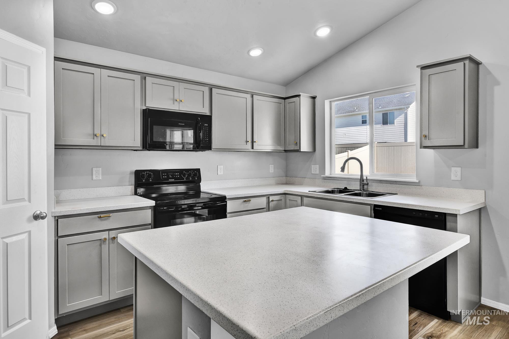 19432 Susquehanna Way, Caldwell, Idaho 83605, 4 Bedrooms, 2 Bathrooms, Residential For Sale, Price $416,900, 98966397