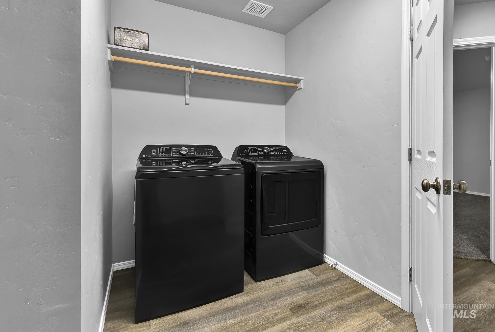 19432 Susquehanna Way, Caldwell, Idaho 83605, 4 Bedrooms, 2 Bathrooms, Residential For Sale, Price $416,900, 98966397