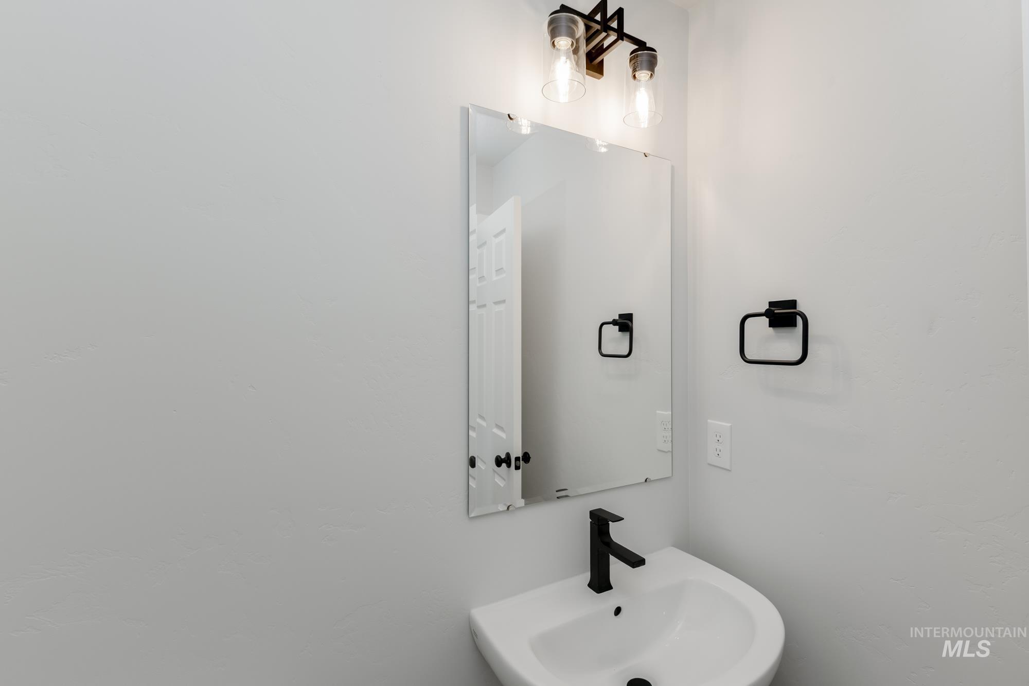 Bathroom featuring a sink