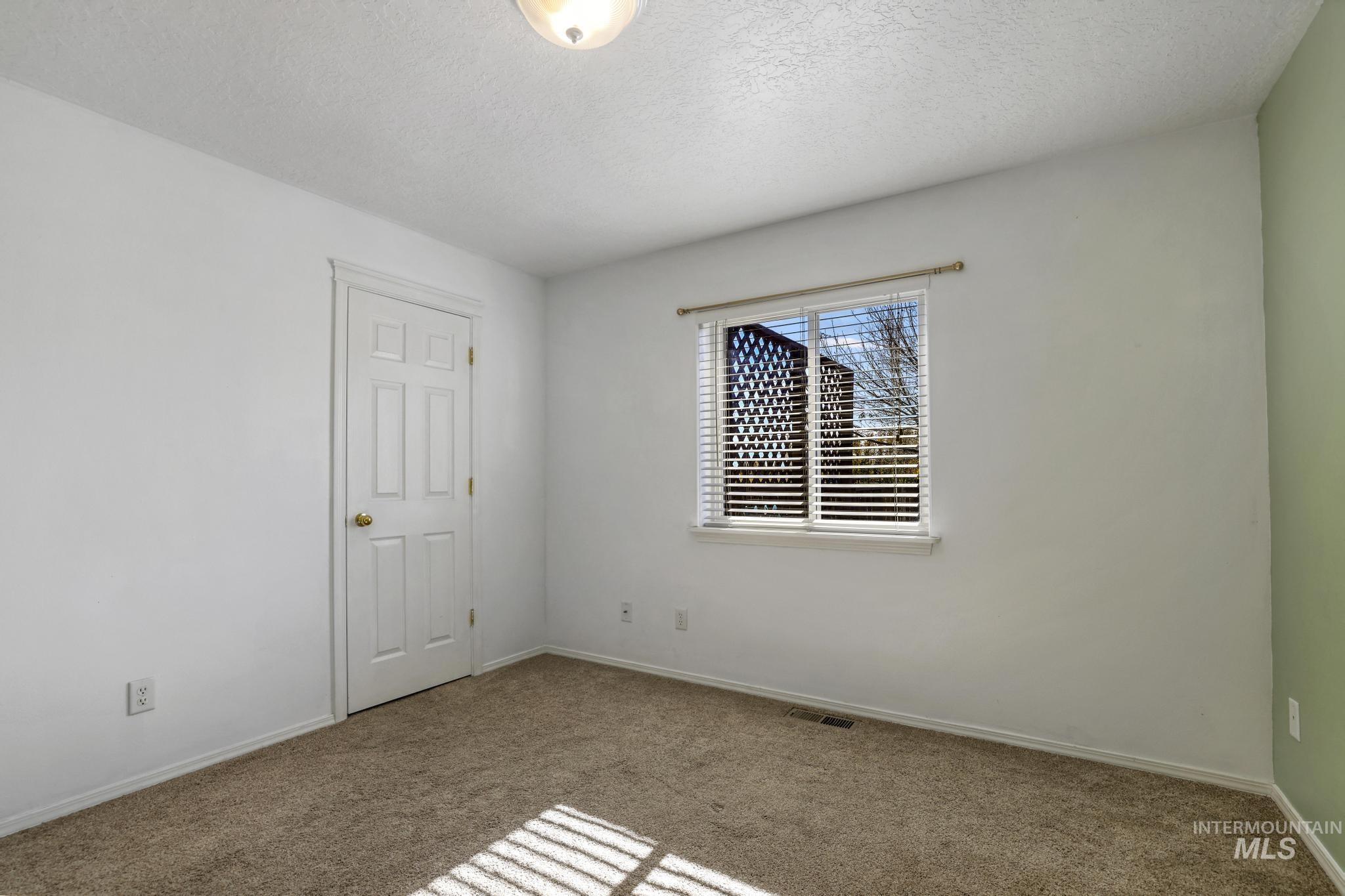 1101 Lauren Lane, Filer, Idaho 83328, 3 Bedrooms, 2 Bathrooms, Residential For Sale, Price $340,000, 98966414