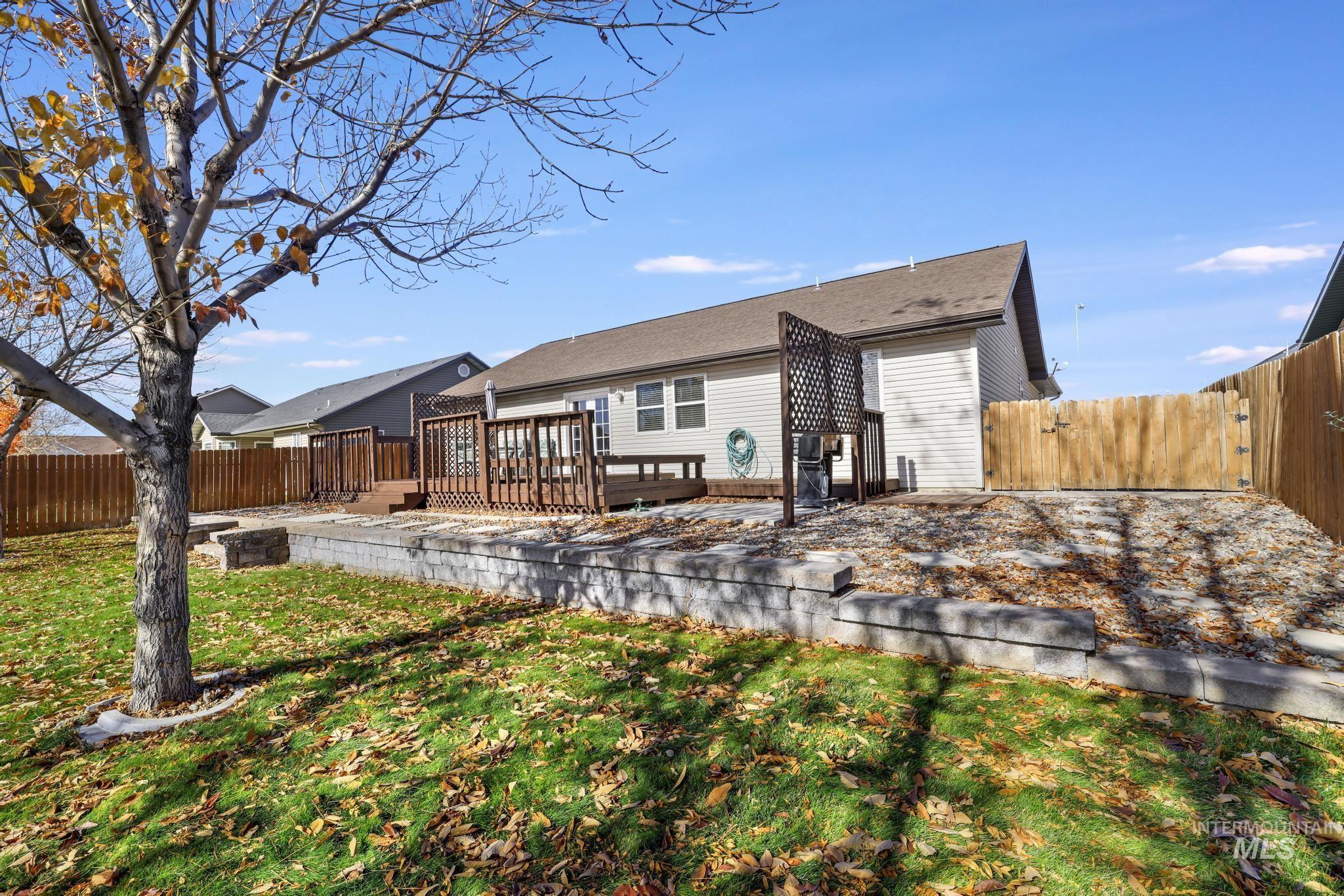 1101 Lauren Lane, Filer, Idaho 83328, 3 Bedrooms, 2 Bathrooms, Residential For Sale, Price $340,000, 98966414