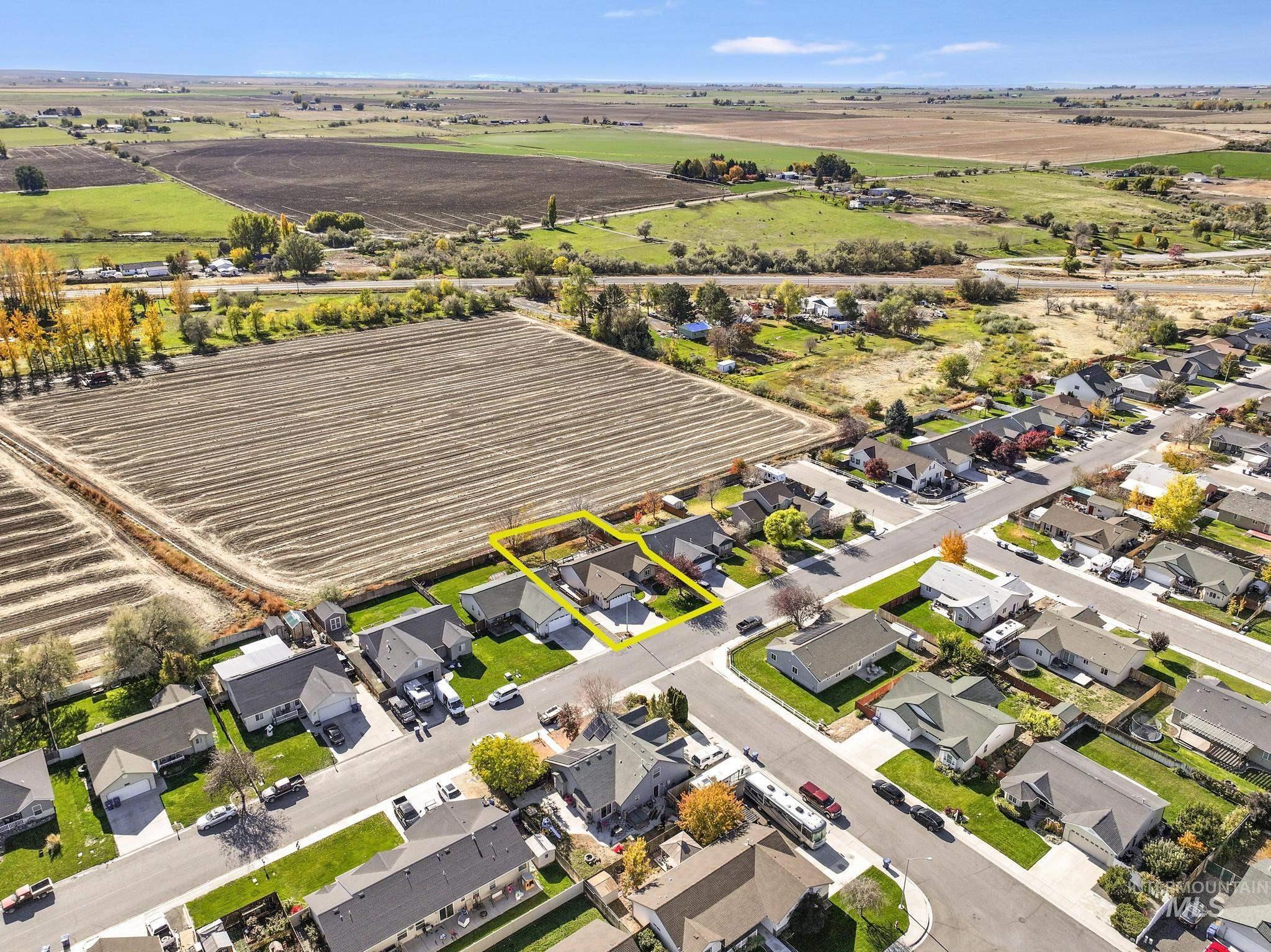 1101 Lauren Lane, Filer, Idaho 83328, 3 Bedrooms, 2 Bathrooms, Residential For Sale, Price $340,000, 98966414