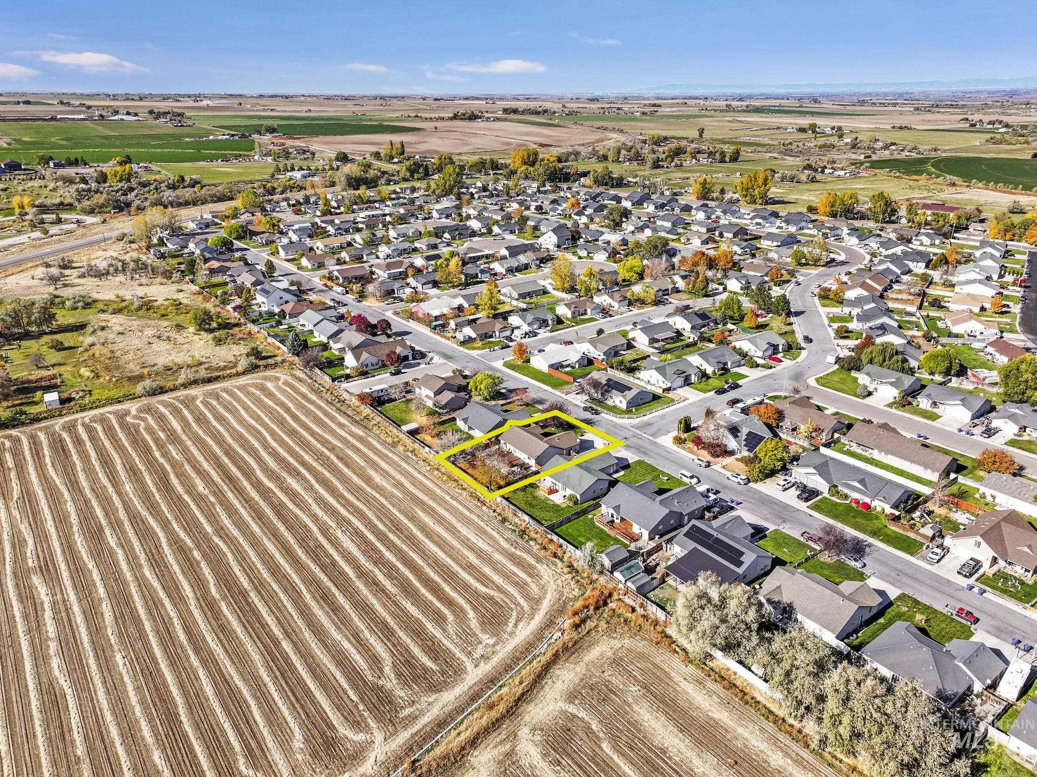 1101 Lauren Lane, Filer, Idaho 83328, 3 Bedrooms, 2 Bathrooms, Residential For Sale, Price $340,000, 98966414