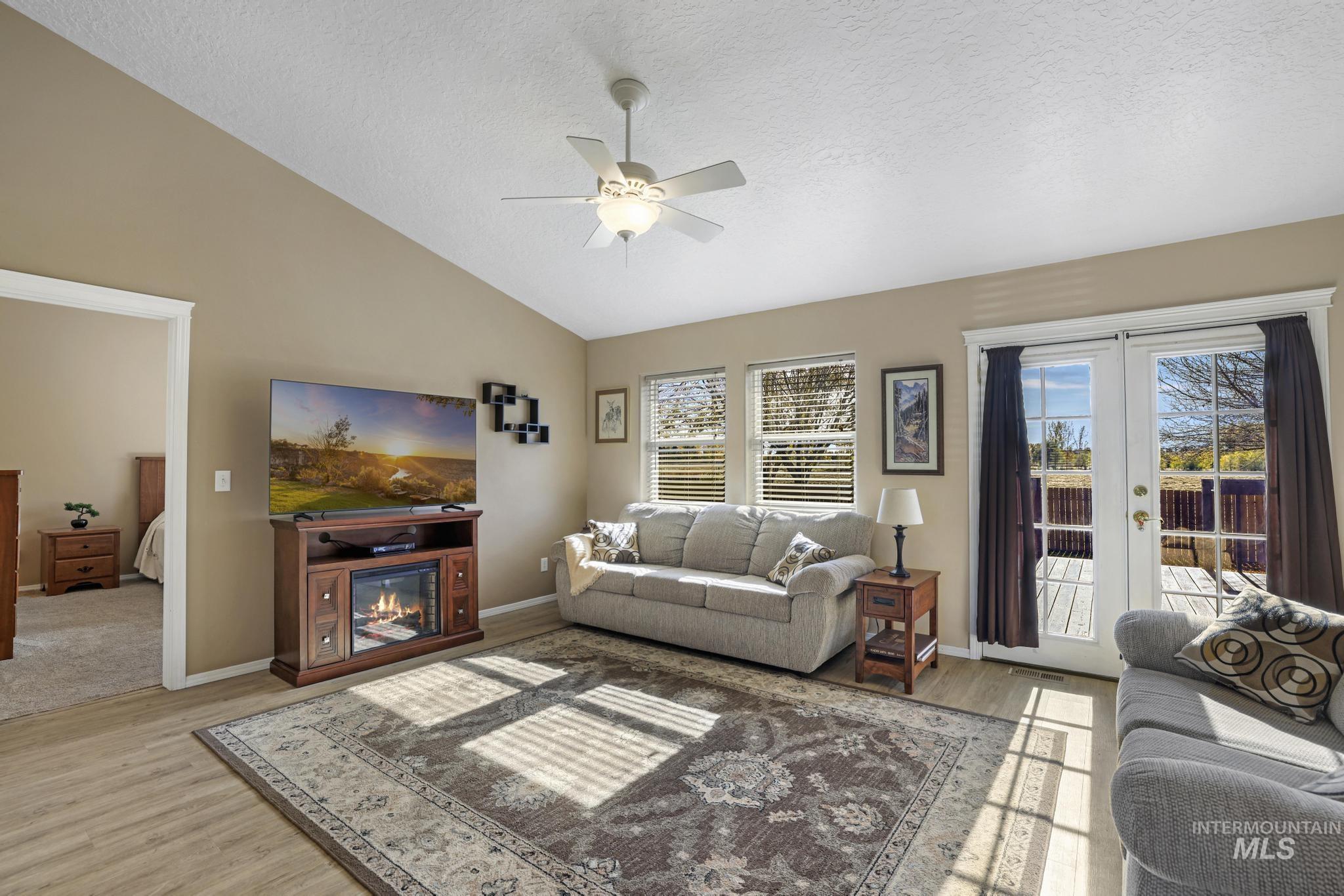 1101 Lauren Lane, Filer, Idaho 83328, 3 Bedrooms, 2 Bathrooms, Residential For Sale, Price $340,000, 98966414