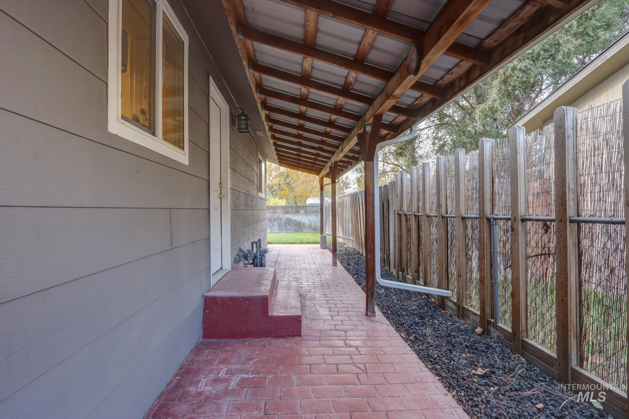 690 Harmon Way, Middleton, Idaho 83644, 3 Bedrooms, 1 Bathroom, Residential For Sale, Price $317,000, 98966428