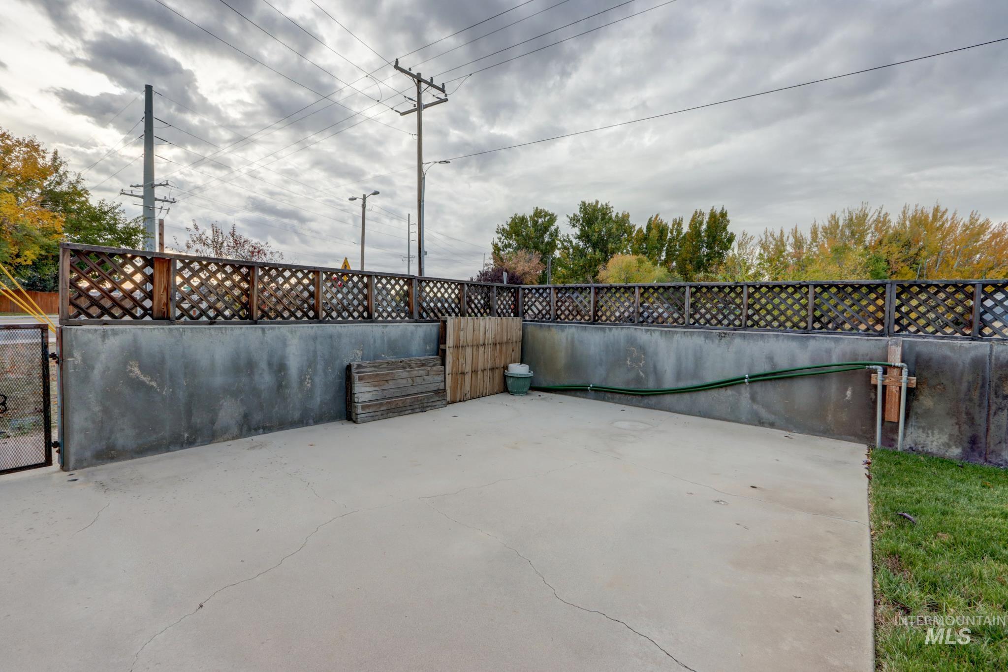 690 Harmon Way, Middleton, Idaho 83644, 3 Bedrooms, 1 Bathroom, Residential For Sale, Price $317,000, 98966428