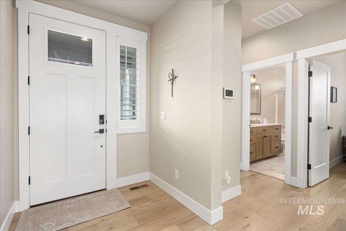 17730 N Peltzer Ave, Nampa, Idaho 83687, 3 Bedrooms, 2.5 Bathrooms, Residential For Sale, Price $619,000, 98966430