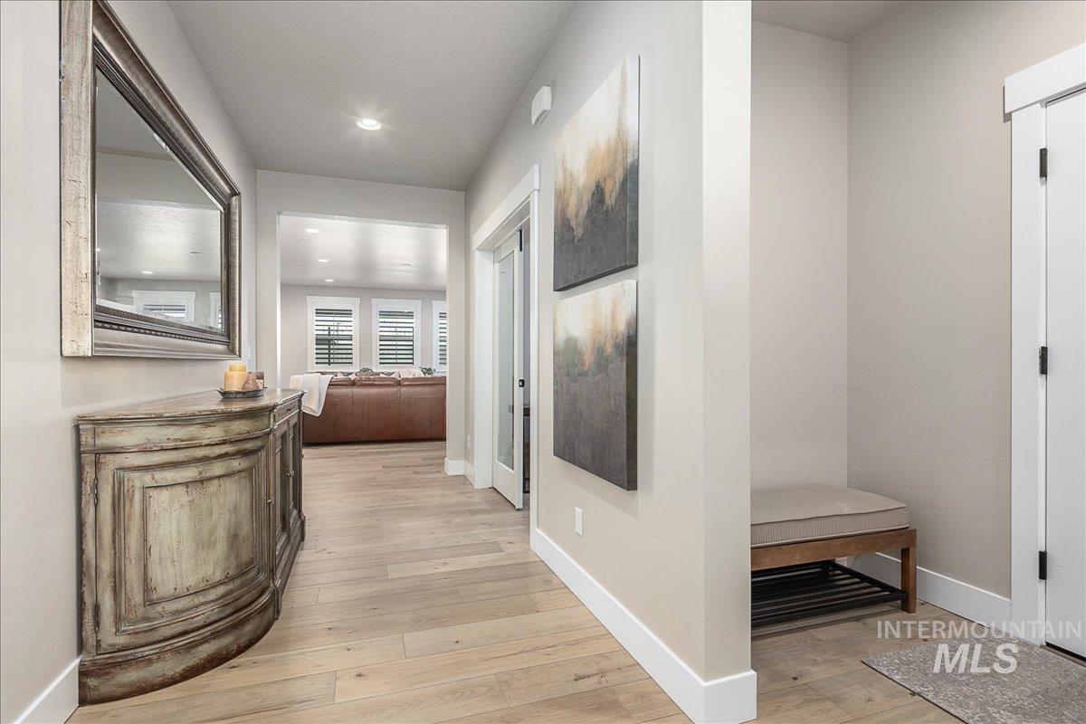 17730 N Peltzer Ave, Nampa, Idaho 83687, 3 Bedrooms, 2.5 Bathrooms, Residential For Sale, Price $619,000, 98966430