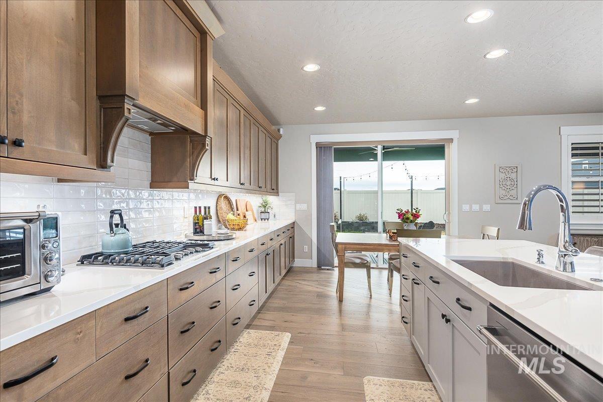 17730 N Peltzer Ave, Nampa, Idaho 83687, 3 Bedrooms, 2.5 Bathrooms, Residential For Sale, Price $619,000, 98966430