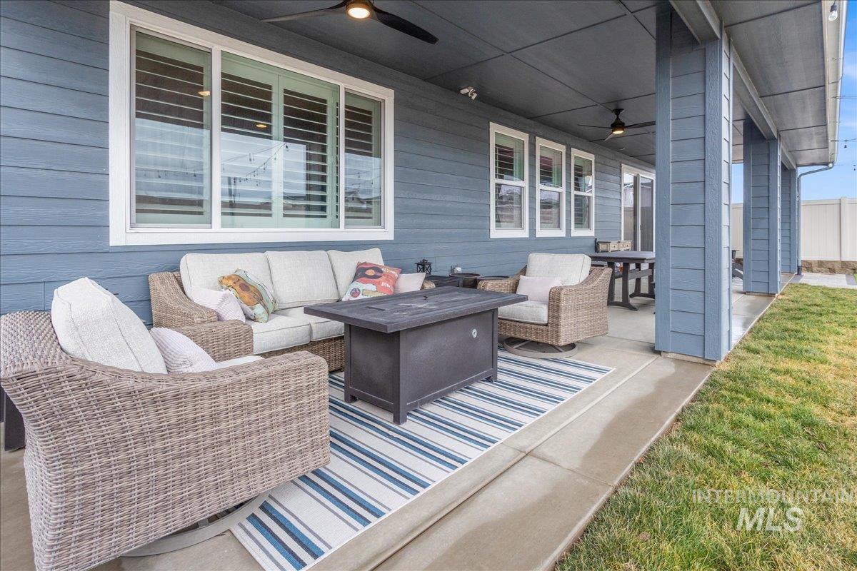 17730 N Peltzer Ave, Nampa, Idaho 83687, 3 Bedrooms, 2.5 Bathrooms, Residential For Sale, Price $619,000, 98966430