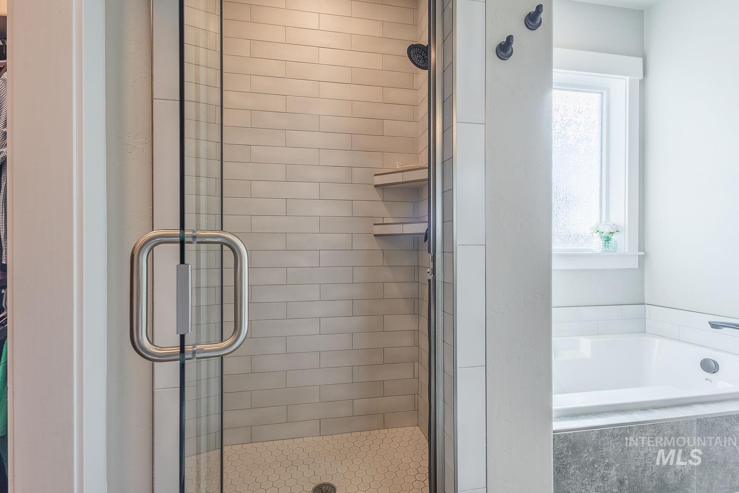 11065 White River St, Caldwell, Idaho 83605, 5 Bedrooms, 2.5 Bathrooms, Residential For Sale, Price $589,000, 98966431