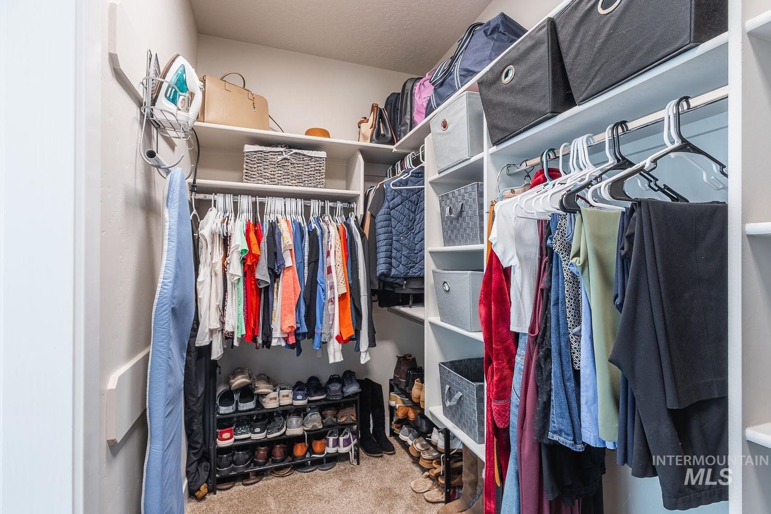 11065 White River St, Caldwell, Idaho 83605, 5 Bedrooms, 2.5 Bathrooms, Residential For Sale, Price $589,000, 98966431