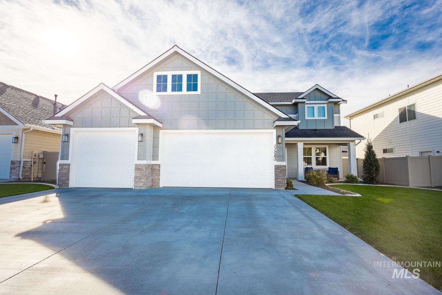 11065 White River St, Caldwell, Idaho 83605, 5 Bedrooms, 2.5 Bathrooms, Residential For Sale, Price $589,000, 98966431