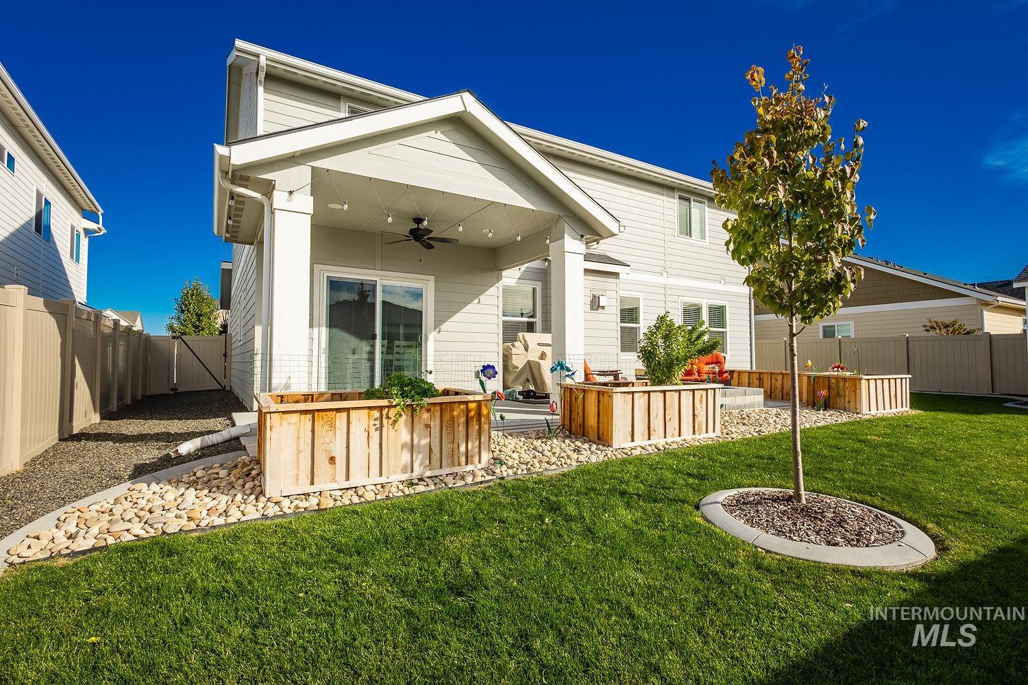 11065 White River St, Caldwell, Idaho 83605, 5 Bedrooms, 2.5 Bathrooms, Residential For Sale, Price $589,000, 98966431