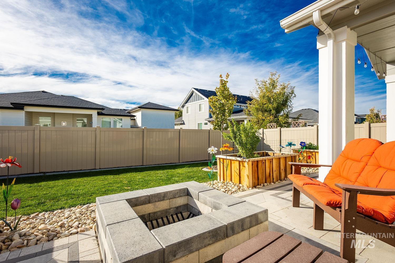 11065 White River St, Caldwell, Idaho 83605, 5 Bedrooms, 2.5 Bathrooms, Residential For Sale, Price $589,000, 98966431