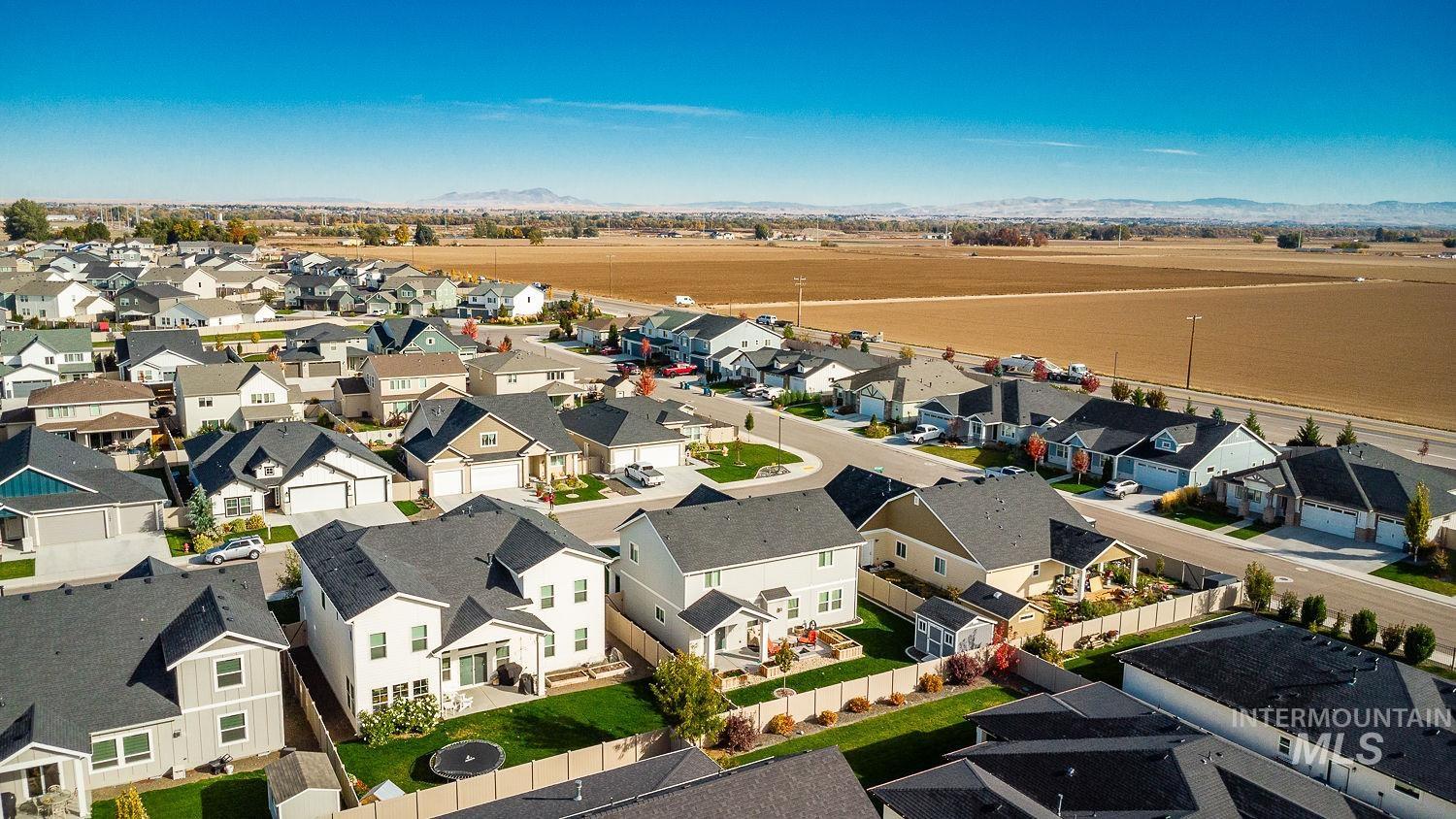 11065 White River St, Caldwell, Idaho 83605, 5 Bedrooms, 2.5 Bathrooms, Residential For Sale, Price $589,000, 98966431