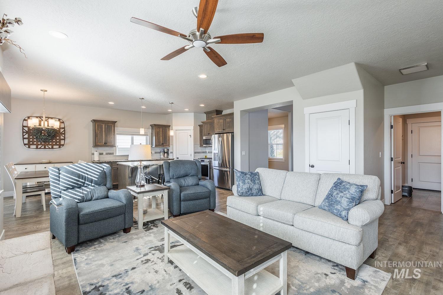 11065 White River St, Caldwell, Idaho 83605, 5 Bedrooms, 2.5 Bathrooms, Residential For Sale, Price $589,000, 98966431