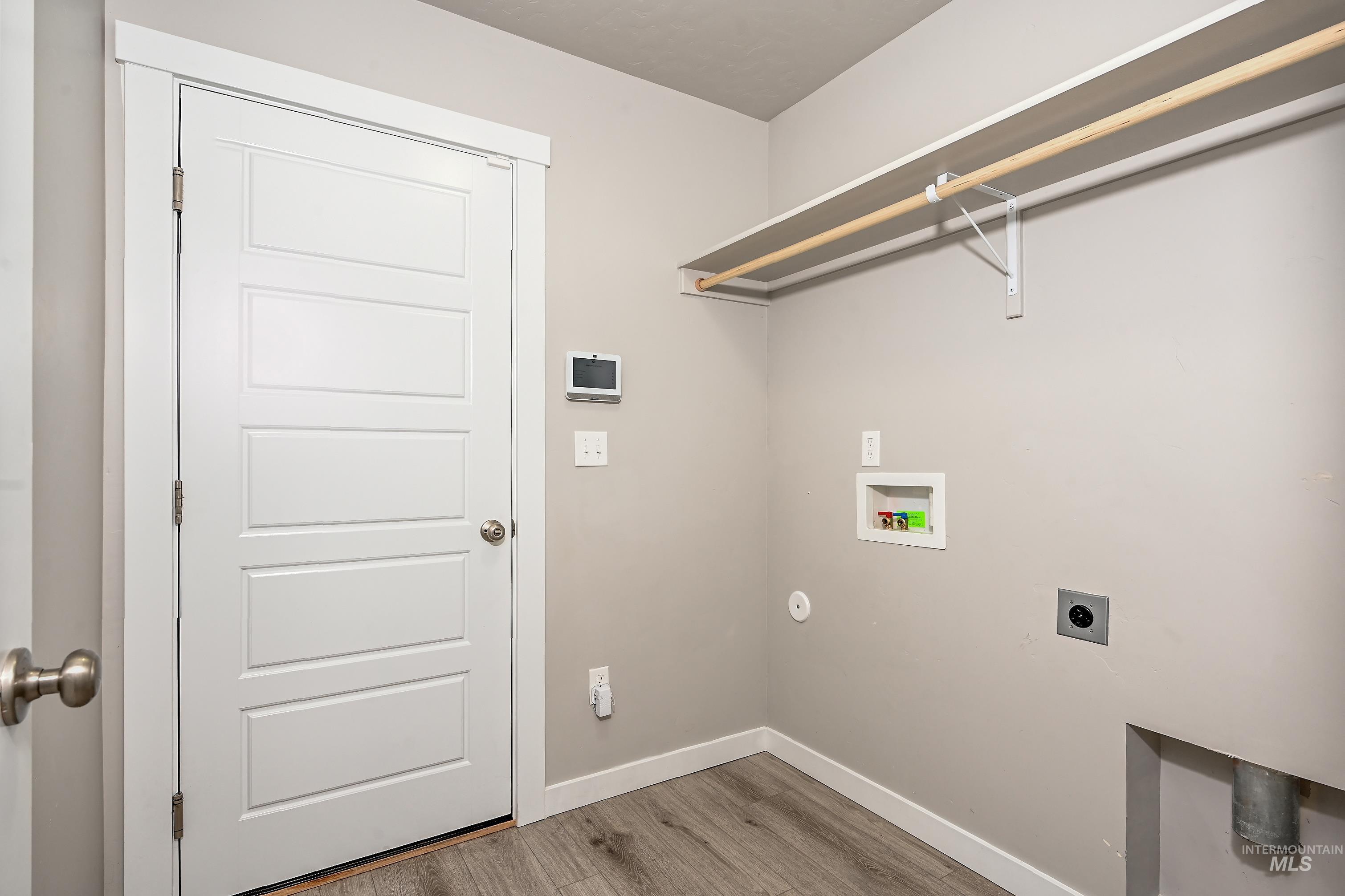 5160 W Lesina St, Meridian, Idaho 83646, 3 Bedrooms, 2 Bathrooms, Residential For Sale, Price $435,000, 98966433