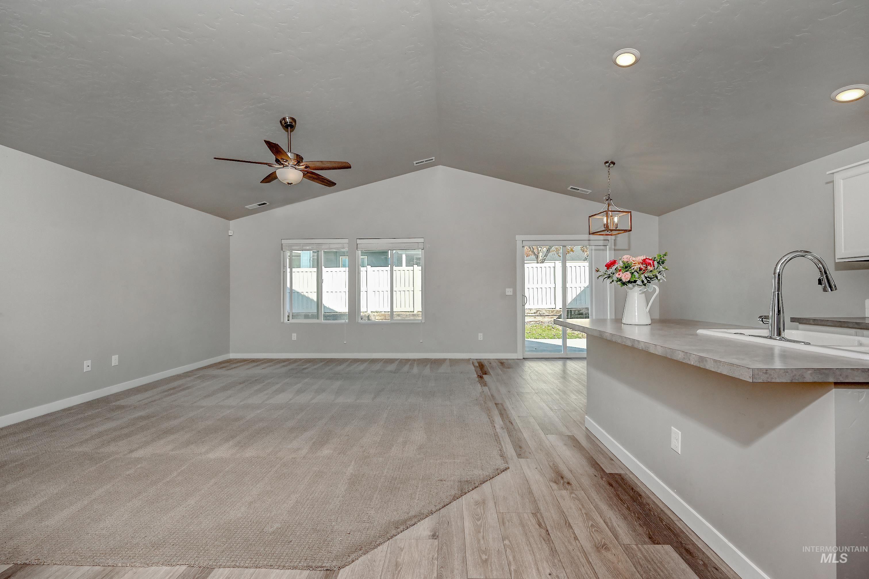 5160 W Lesina St, Meridian, Idaho 83646, 3 Bedrooms, 2 Bathrooms, Residential For Sale, Price $435,000, 98966433