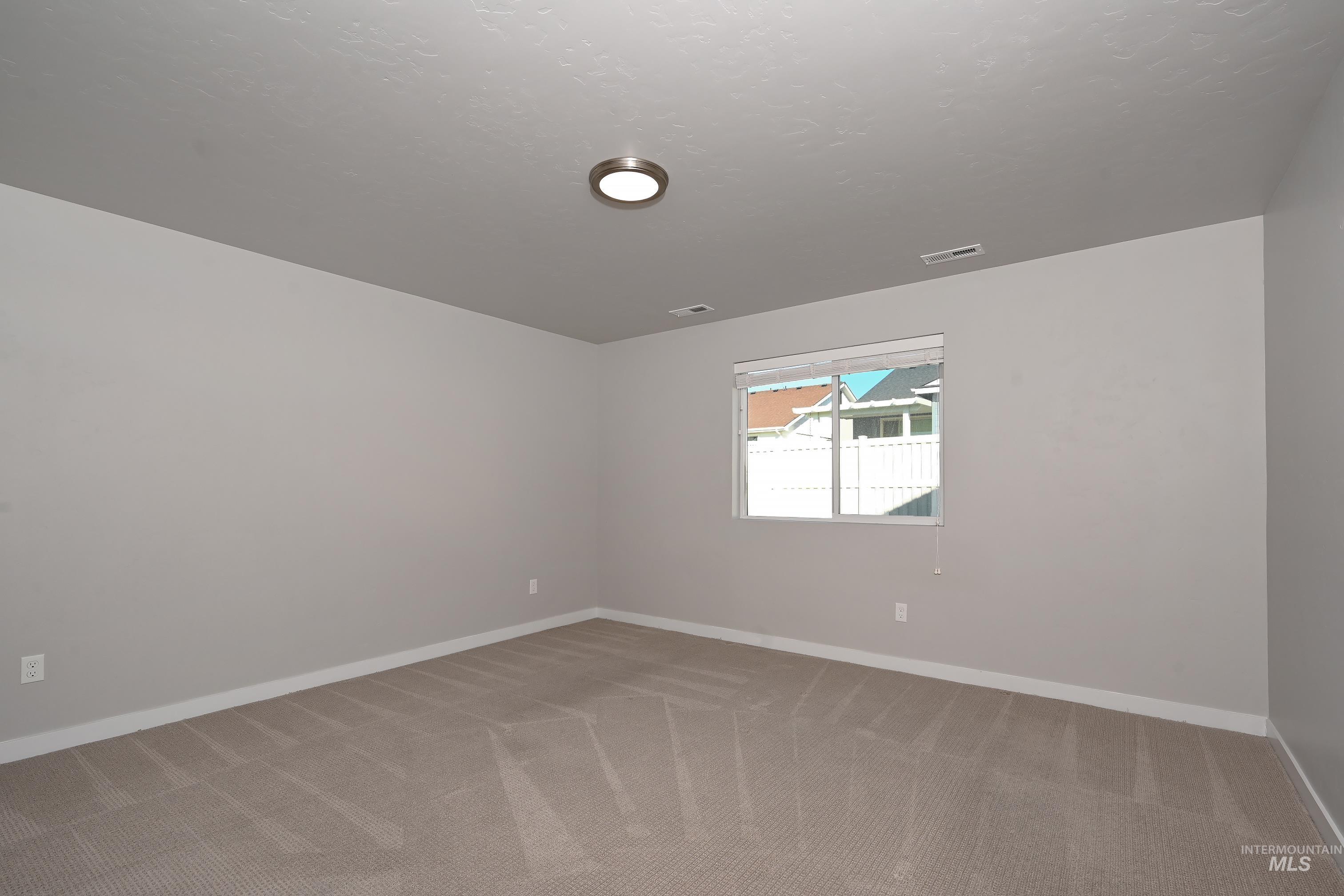 5160 W Lesina St, Meridian, Idaho 83646, 3 Bedrooms, 2 Bathrooms, Residential For Sale, Price $435,000, 98966433