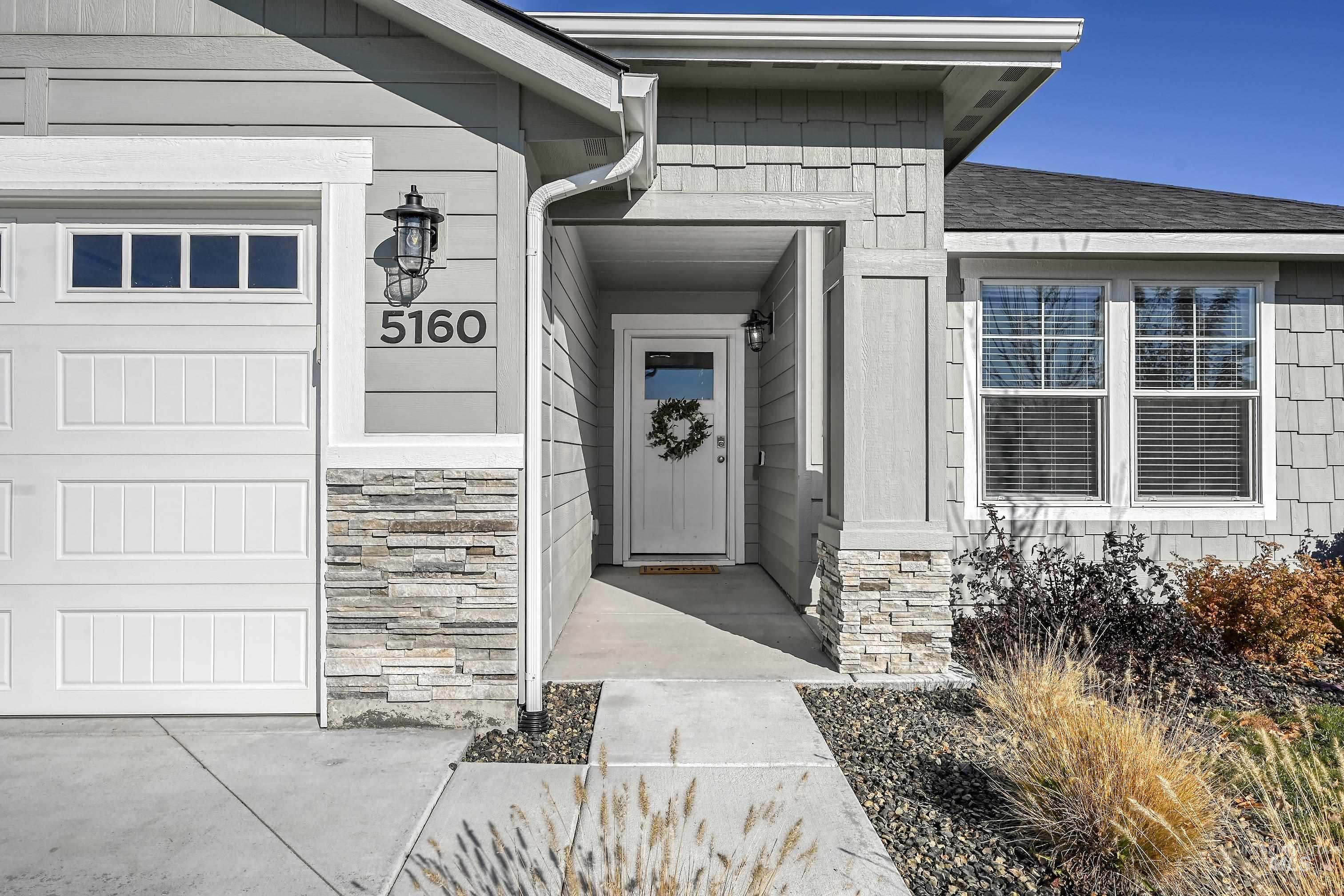 5160 W Lesina St, Meridian, Idaho 83646, 3 Bedrooms, 2 Bathrooms, Residential For Sale, Price $435,000, 98966433