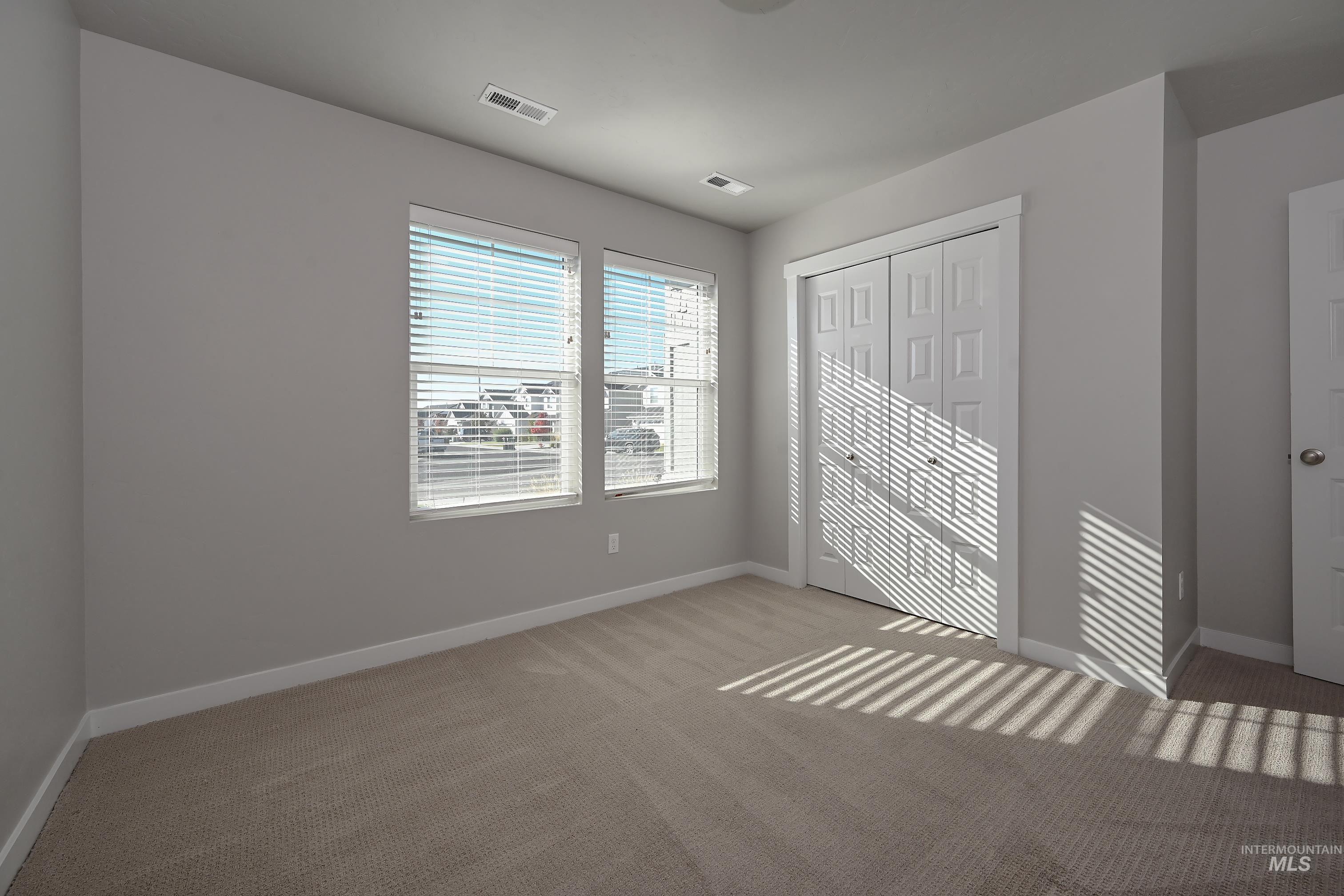 5160 W Lesina St, Meridian, Idaho 83646, 3 Bedrooms, 2 Bathrooms, Residential For Sale, Price $435,000, 98966433