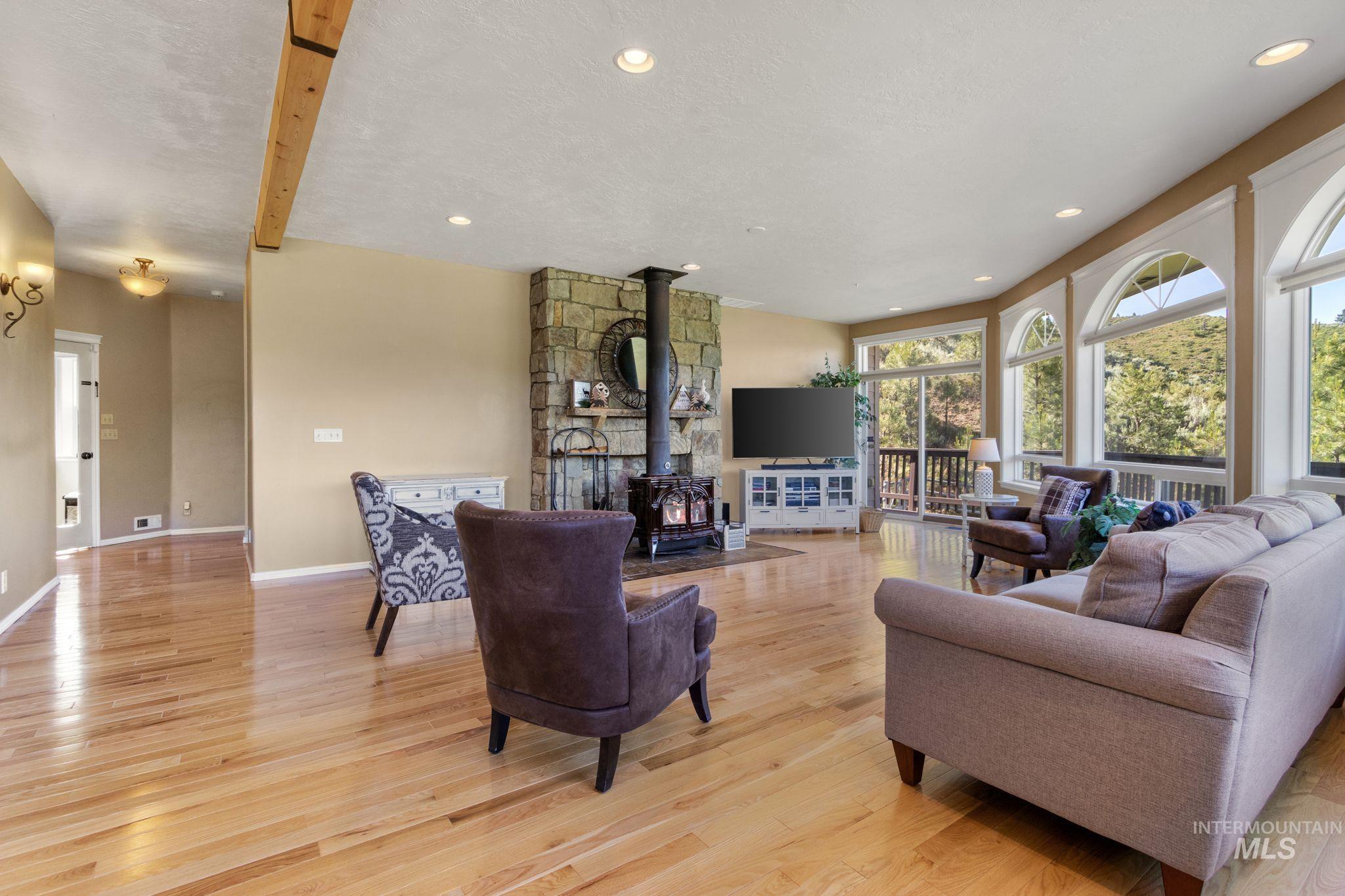 65 Peregrine Drive, Boise, Idaho 83716, 5 Bedrooms, 4 Bathrooms, Residential For Sale, Price $998,000, 98966435